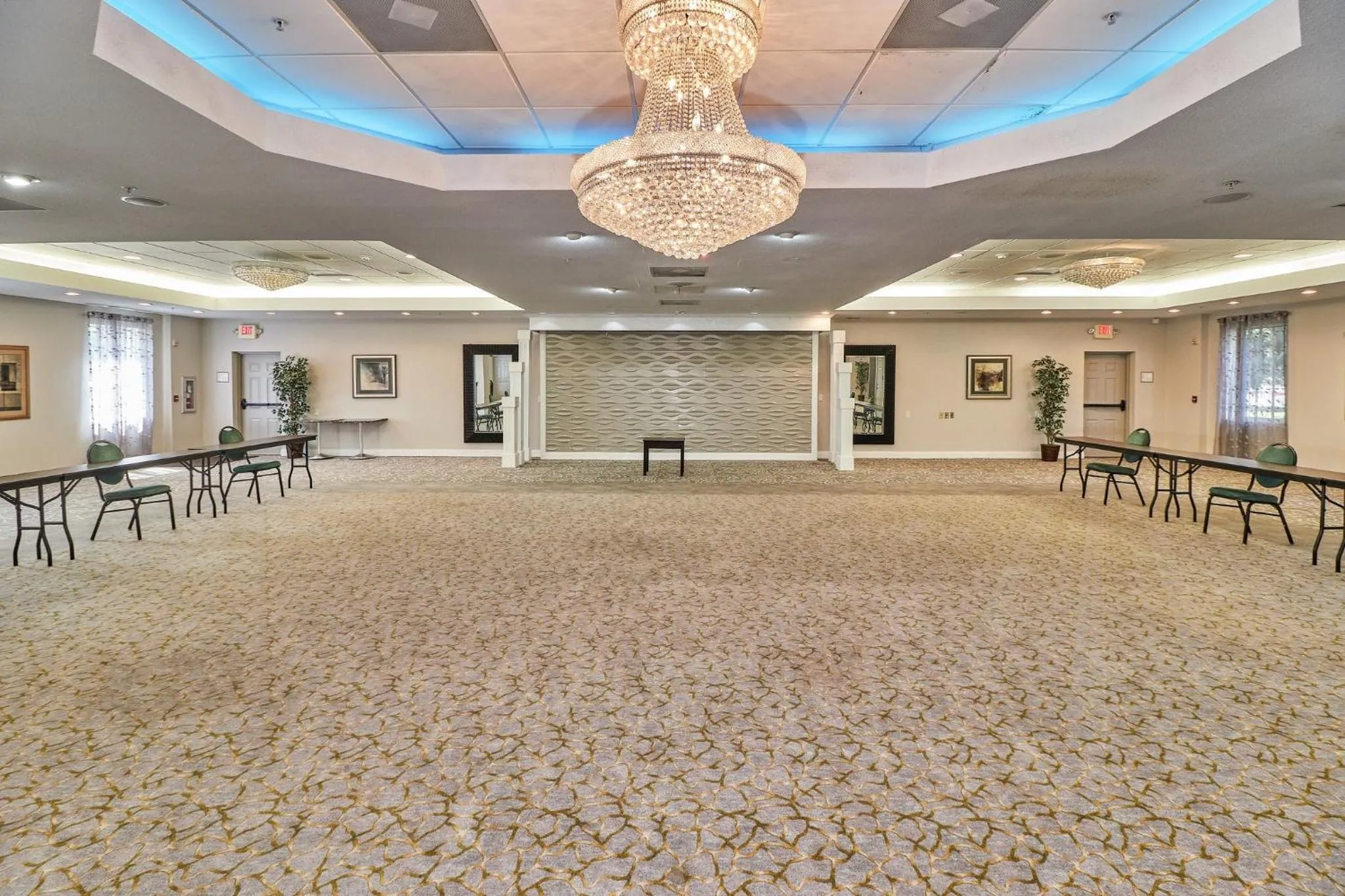Banquet/Function facilities in Holiday Inn Express Hotel & Suites Clearwater US 19 North by IHG