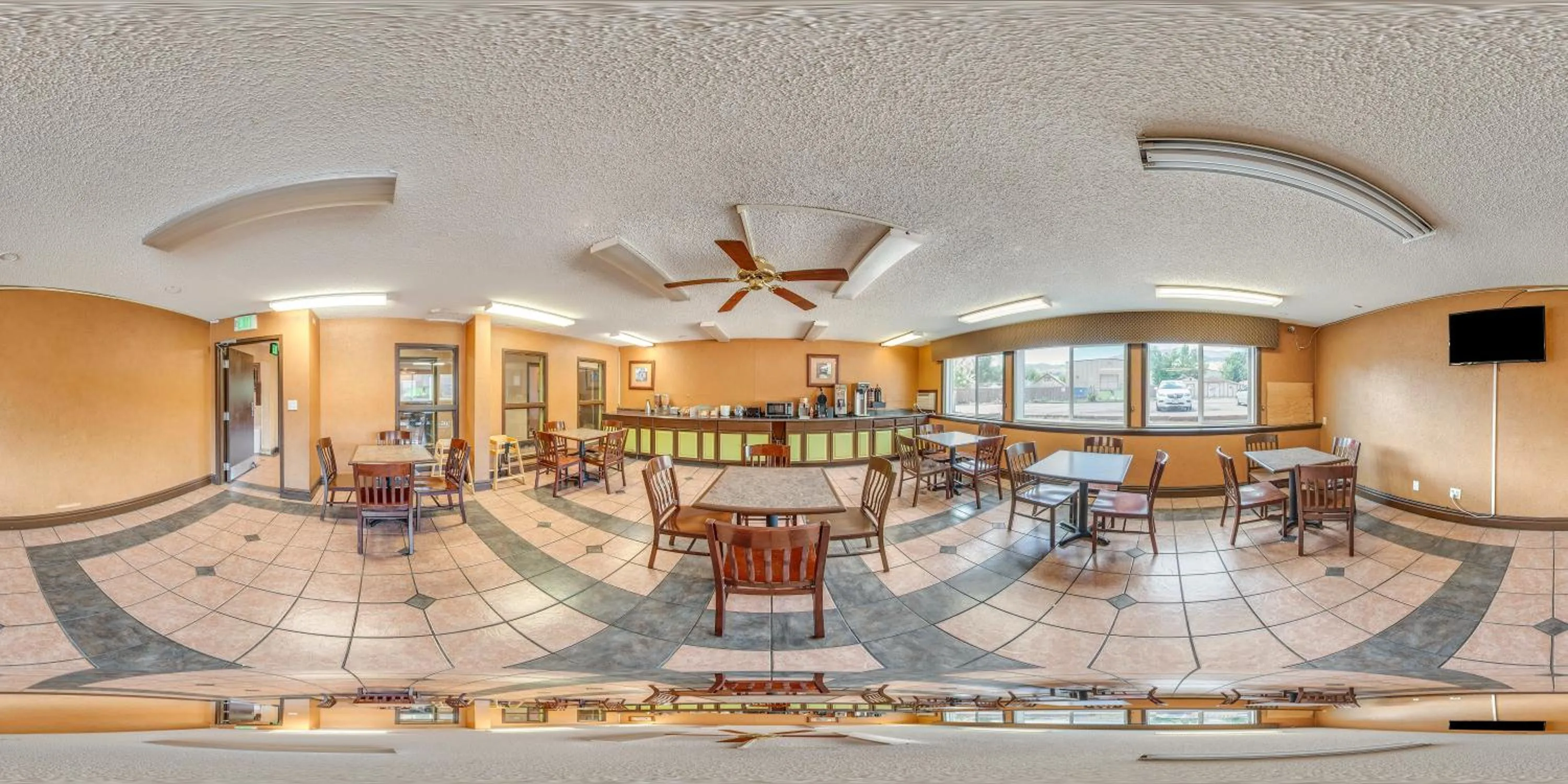 Breakfast in Rodeway Inn