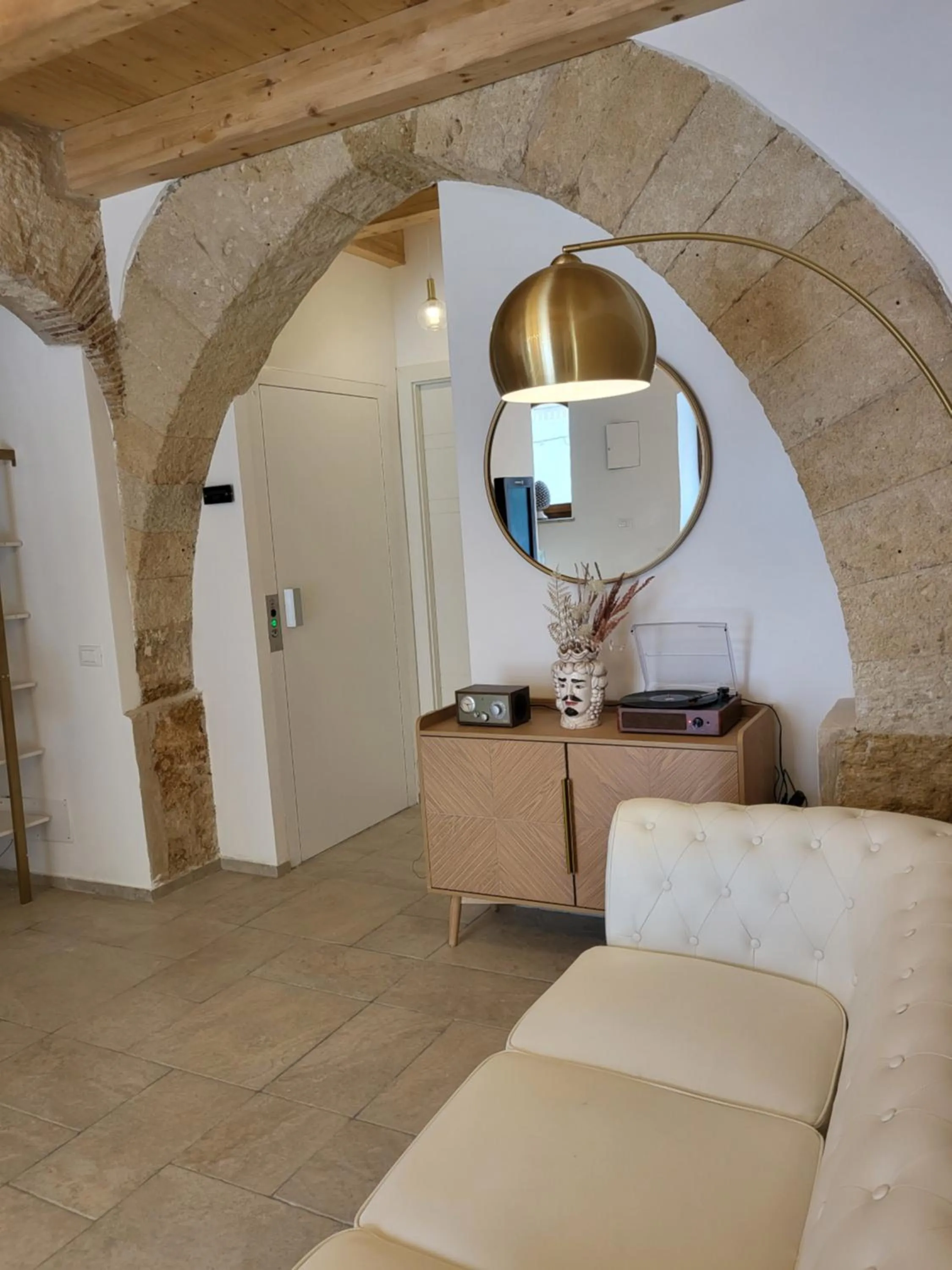 Decorative detail in Atrium