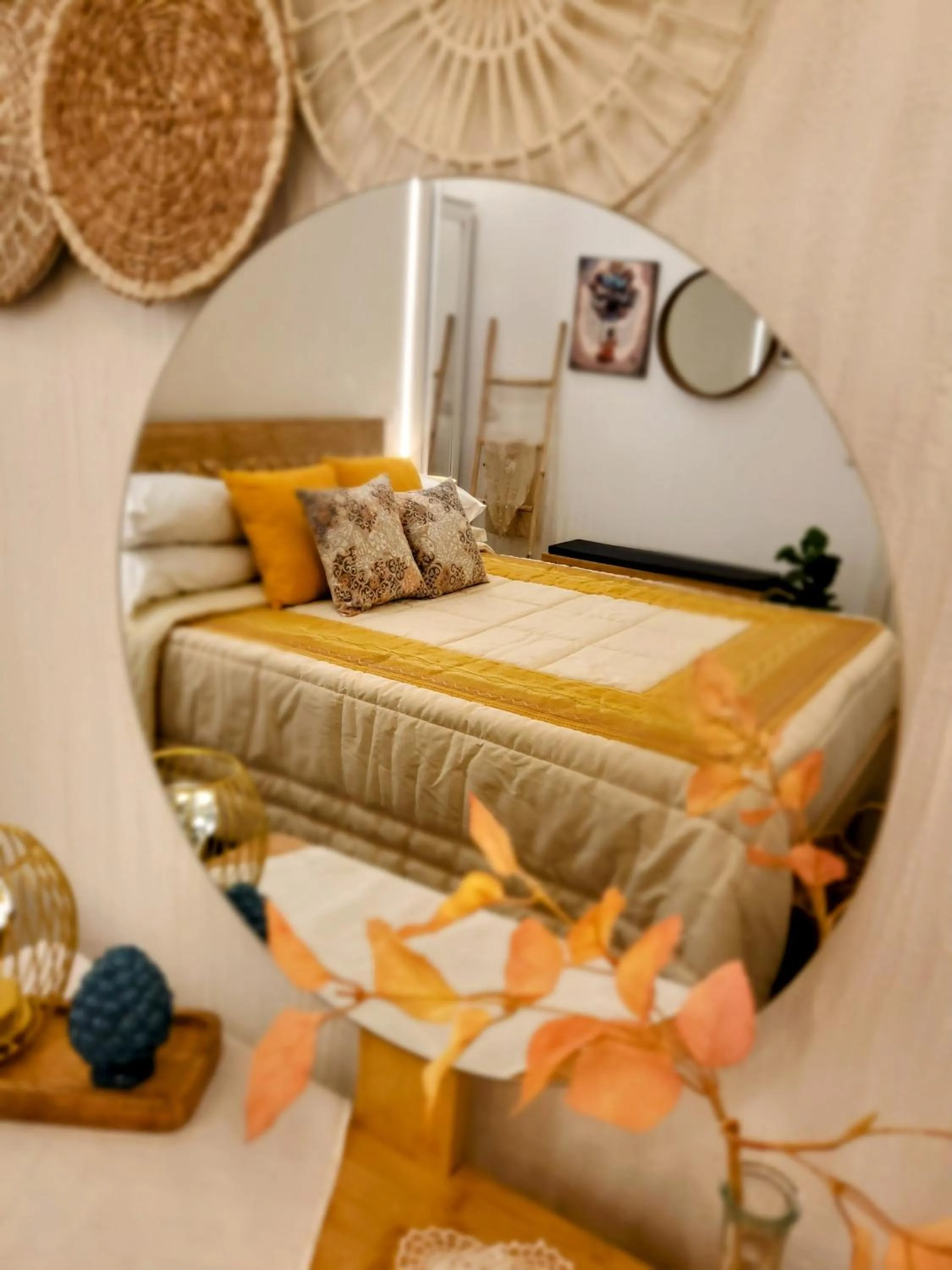 Bedroom, Bed in Atrium