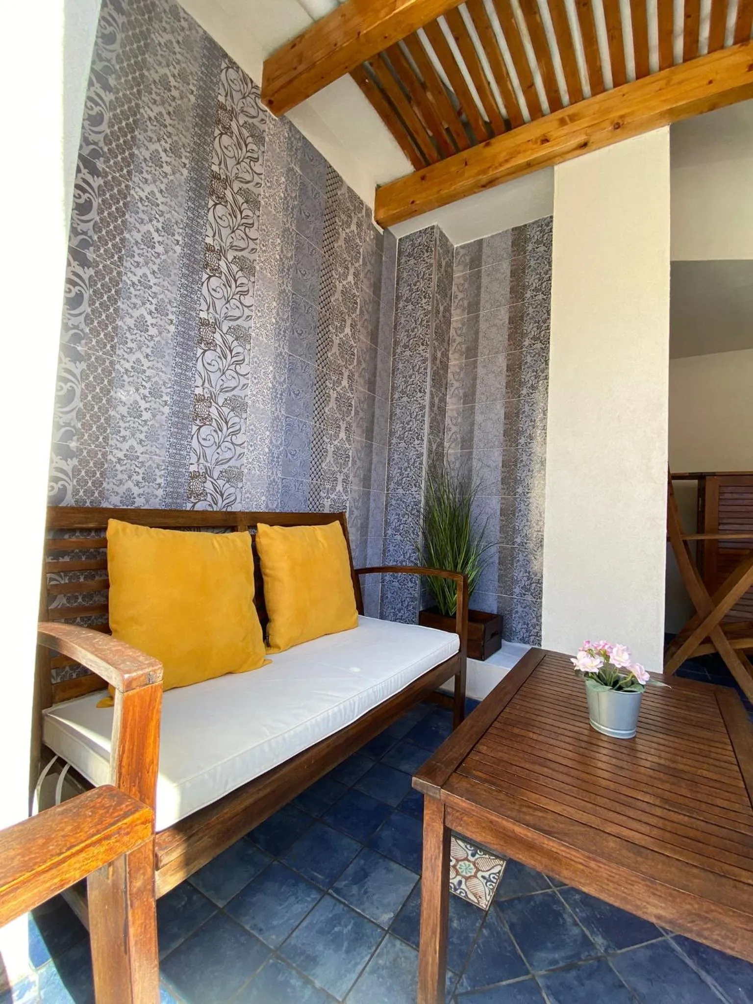 Balcony/Terrace in Atrium