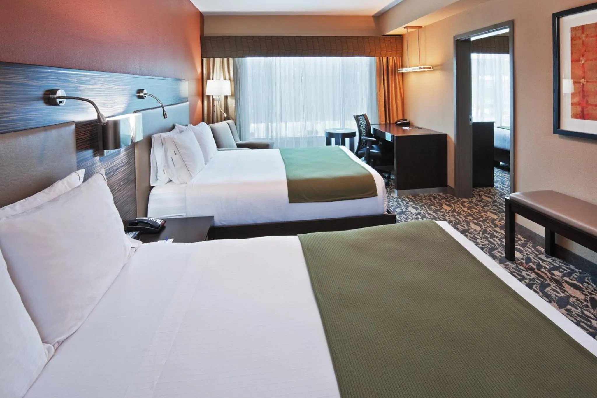Photo of the whole room, Bed in Holiday Inn Express & Suites North Dallas at Preston by IHG