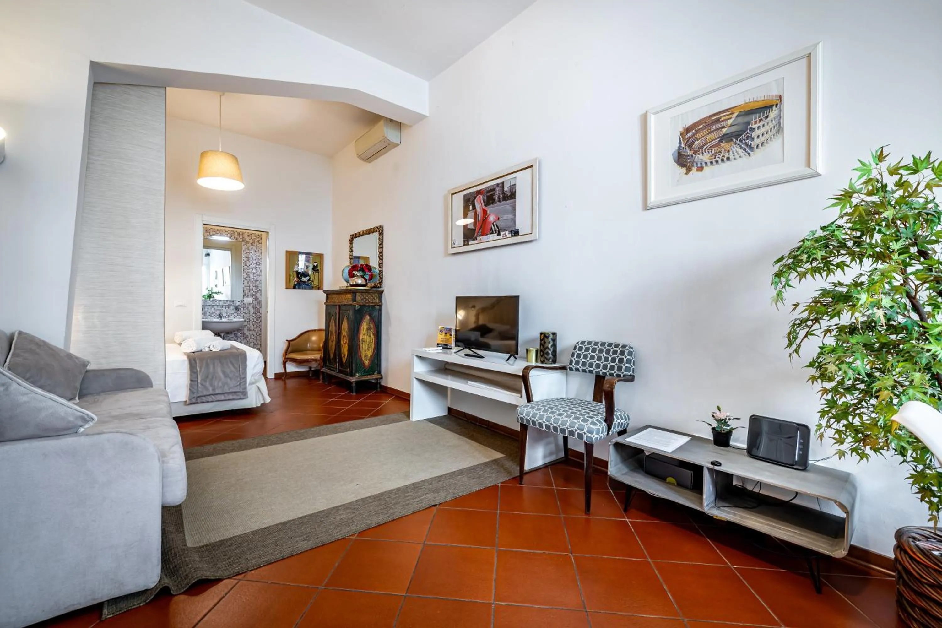 TV and multimedia in YiD Cimabue