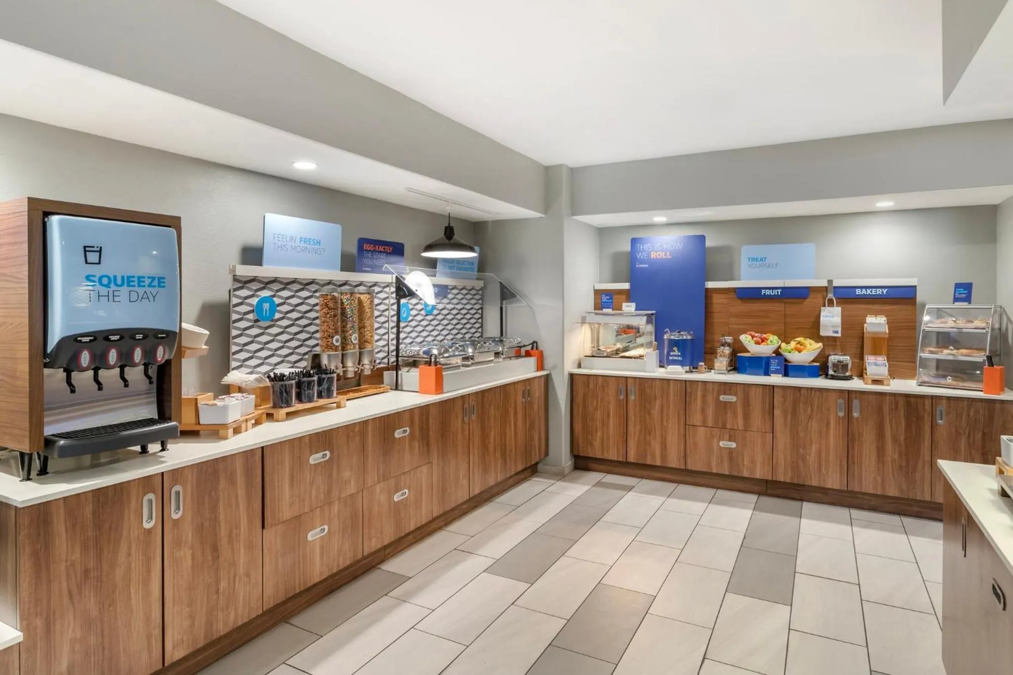 Breakfast in Holiday Inn Express Hotel and Suites Alice by IHG