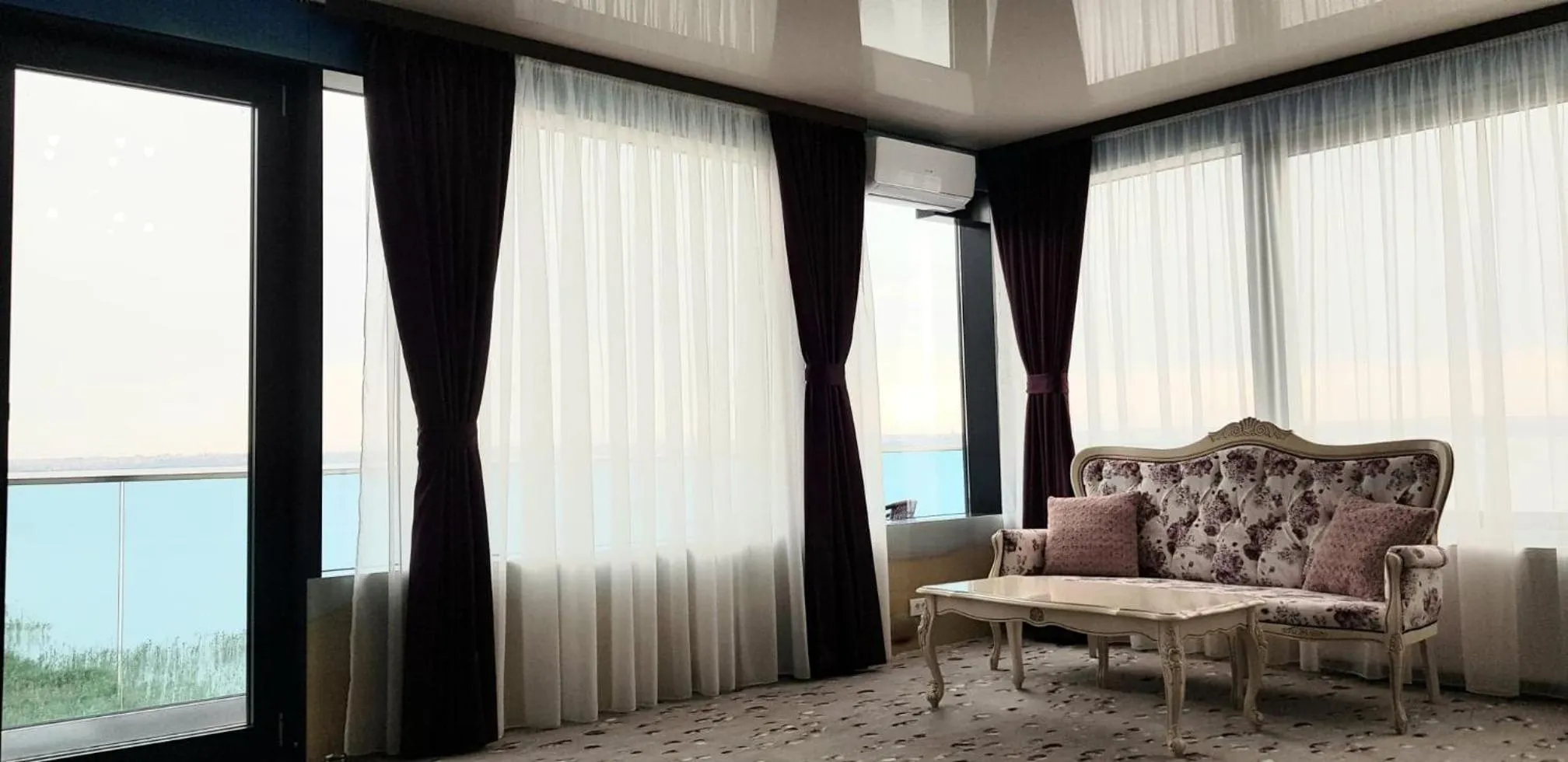 Almar Lake View Boutique H Adults Only