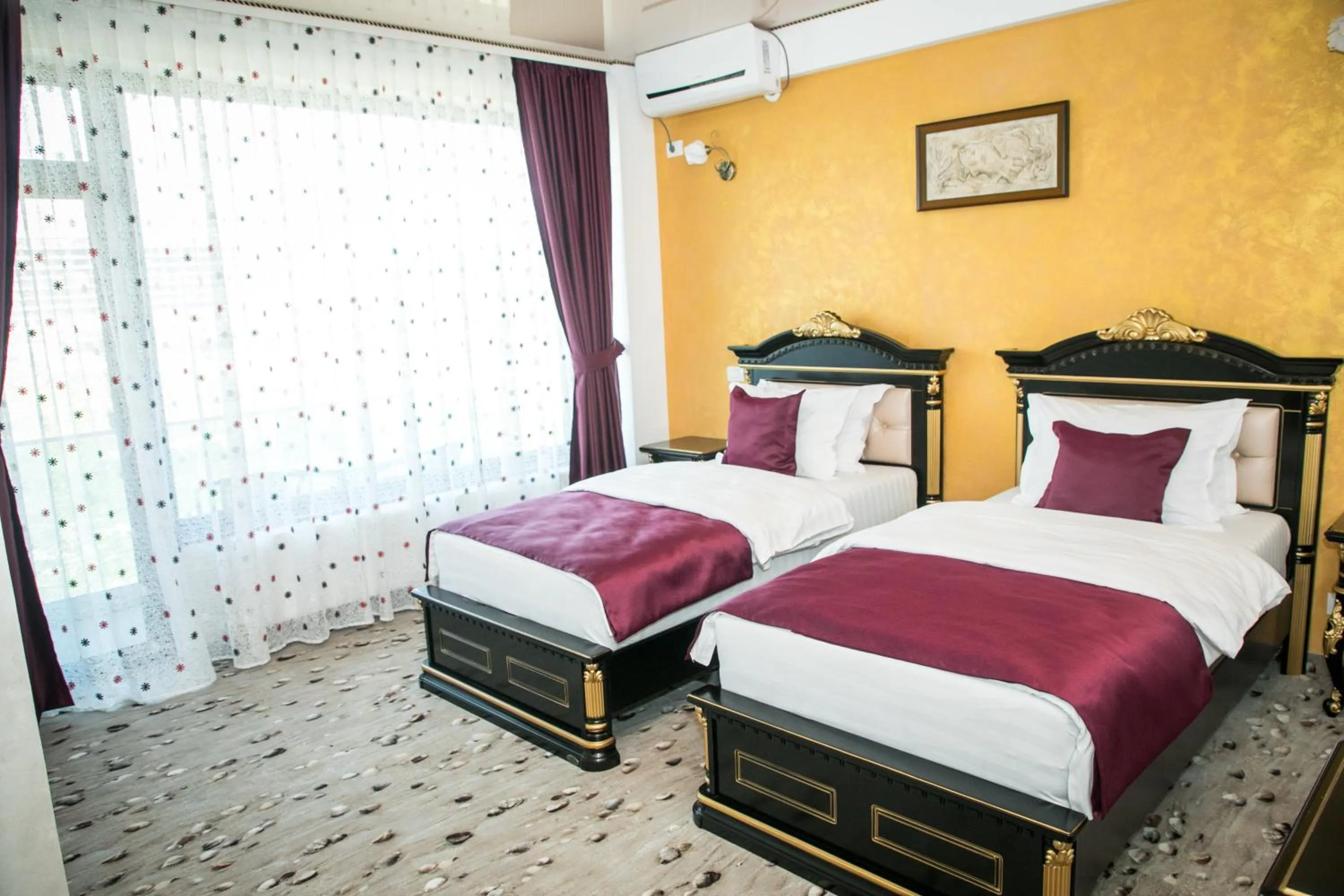 Bed in Almar Lake View Boutique H Adults Only