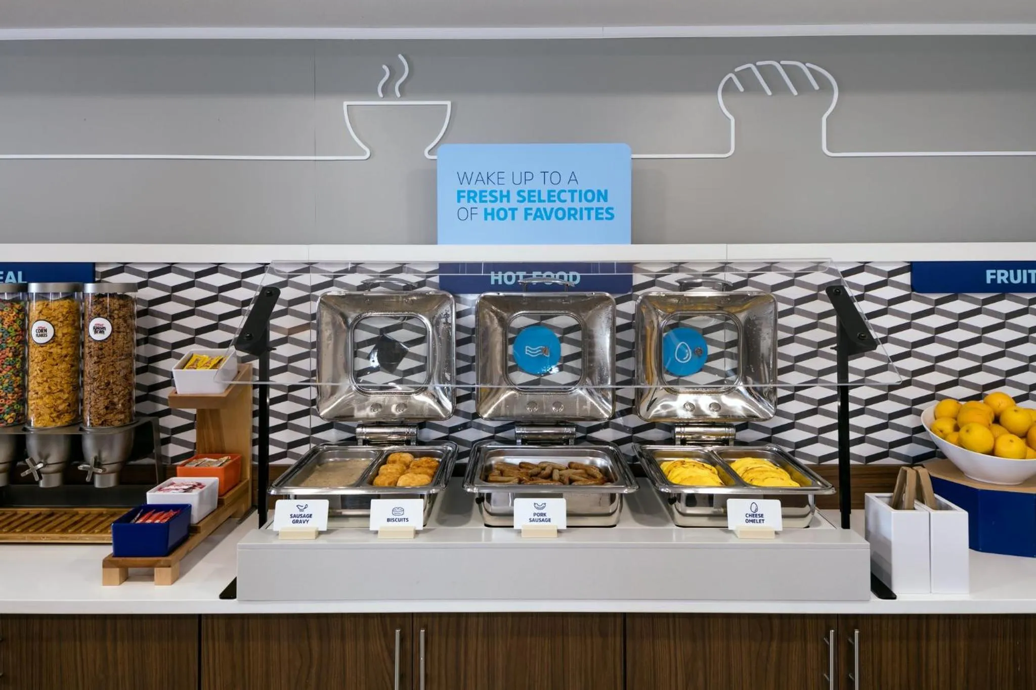 Breakfast in Holiday Inn Express Corvallis-On the River by IHG