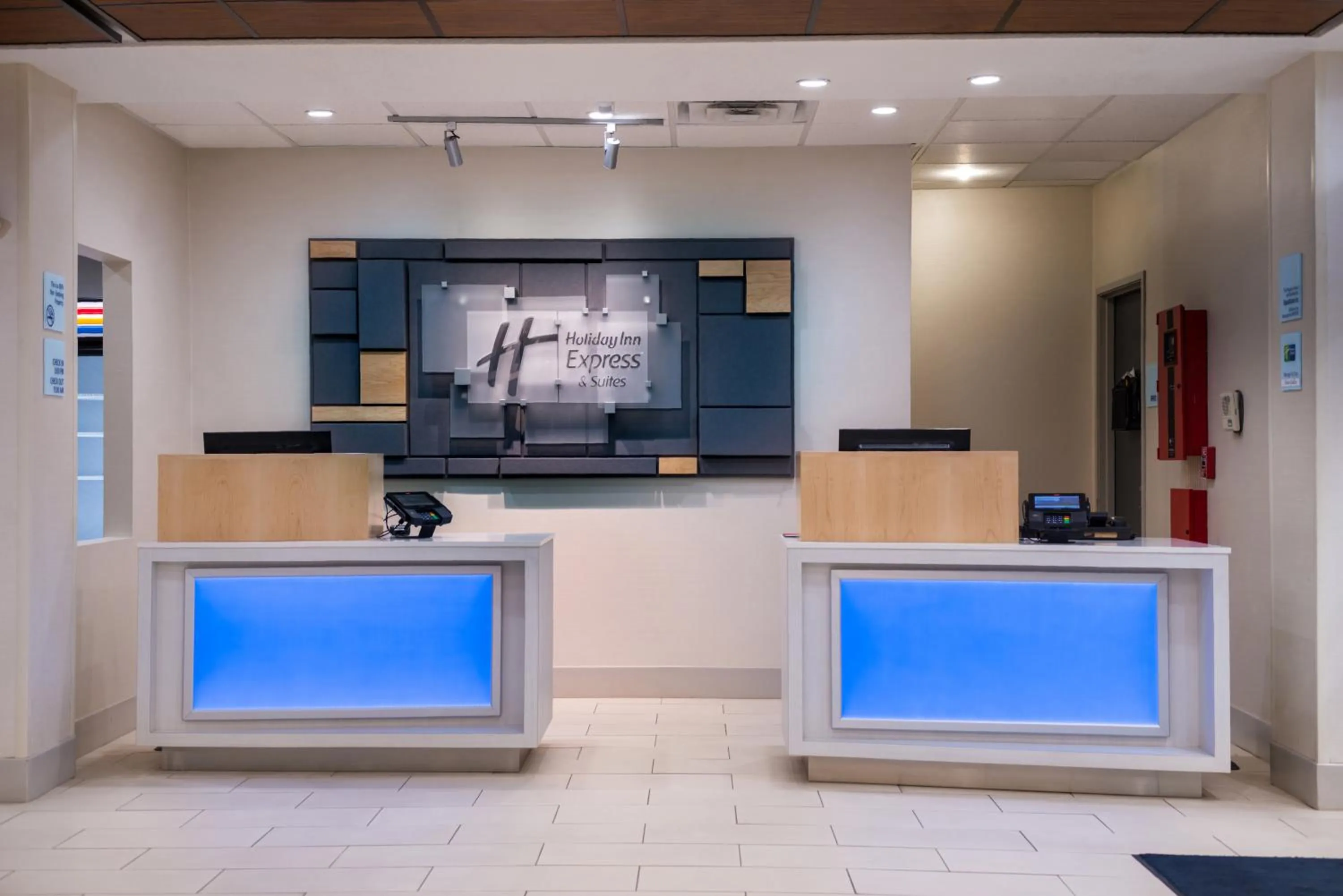 Property building in Holiday Inn Express & Suites Alamogordo Highway 54/70 by IHG