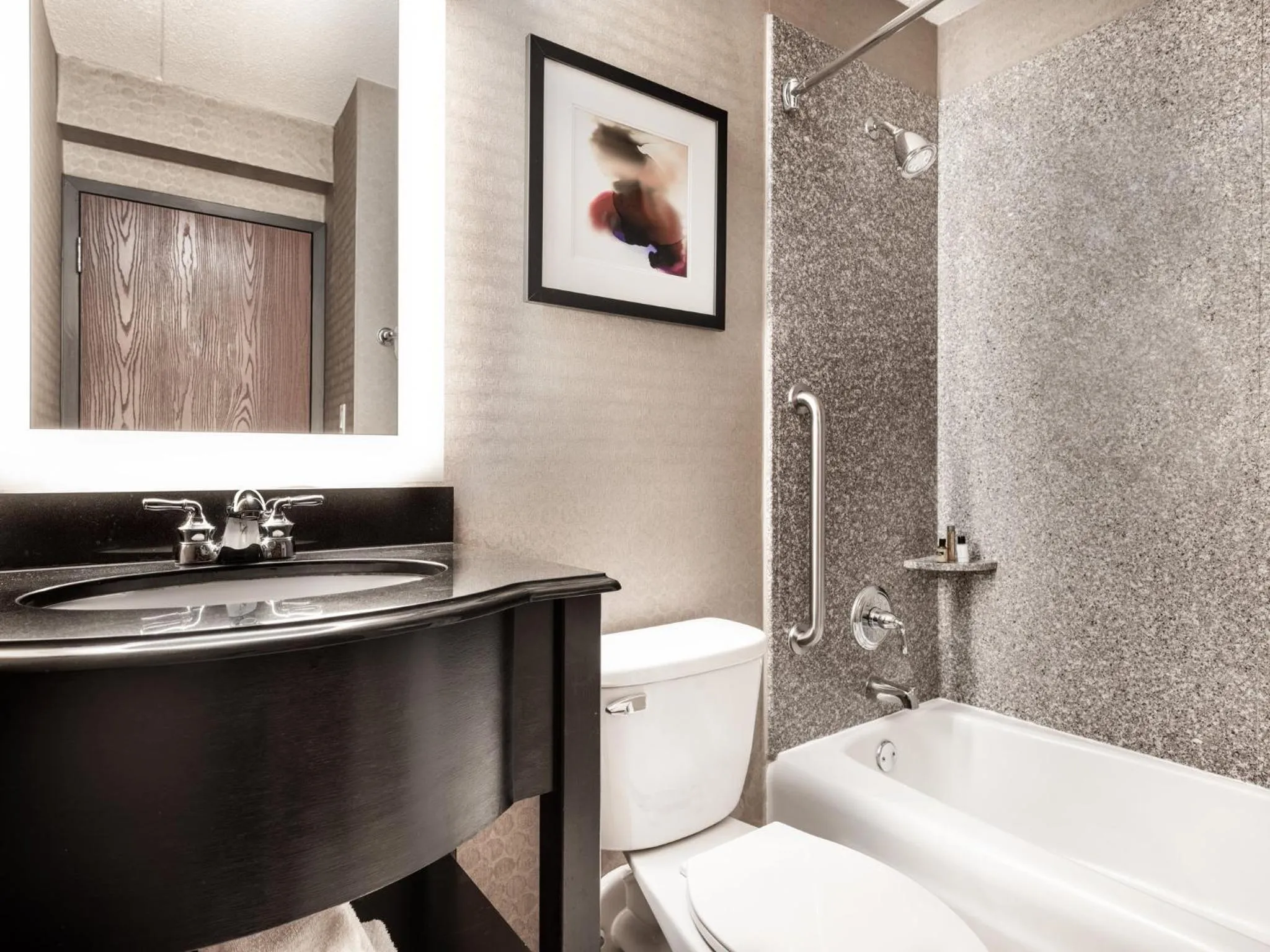 Bathroom in Crowne Plaza Milwaukee Airport by IHG