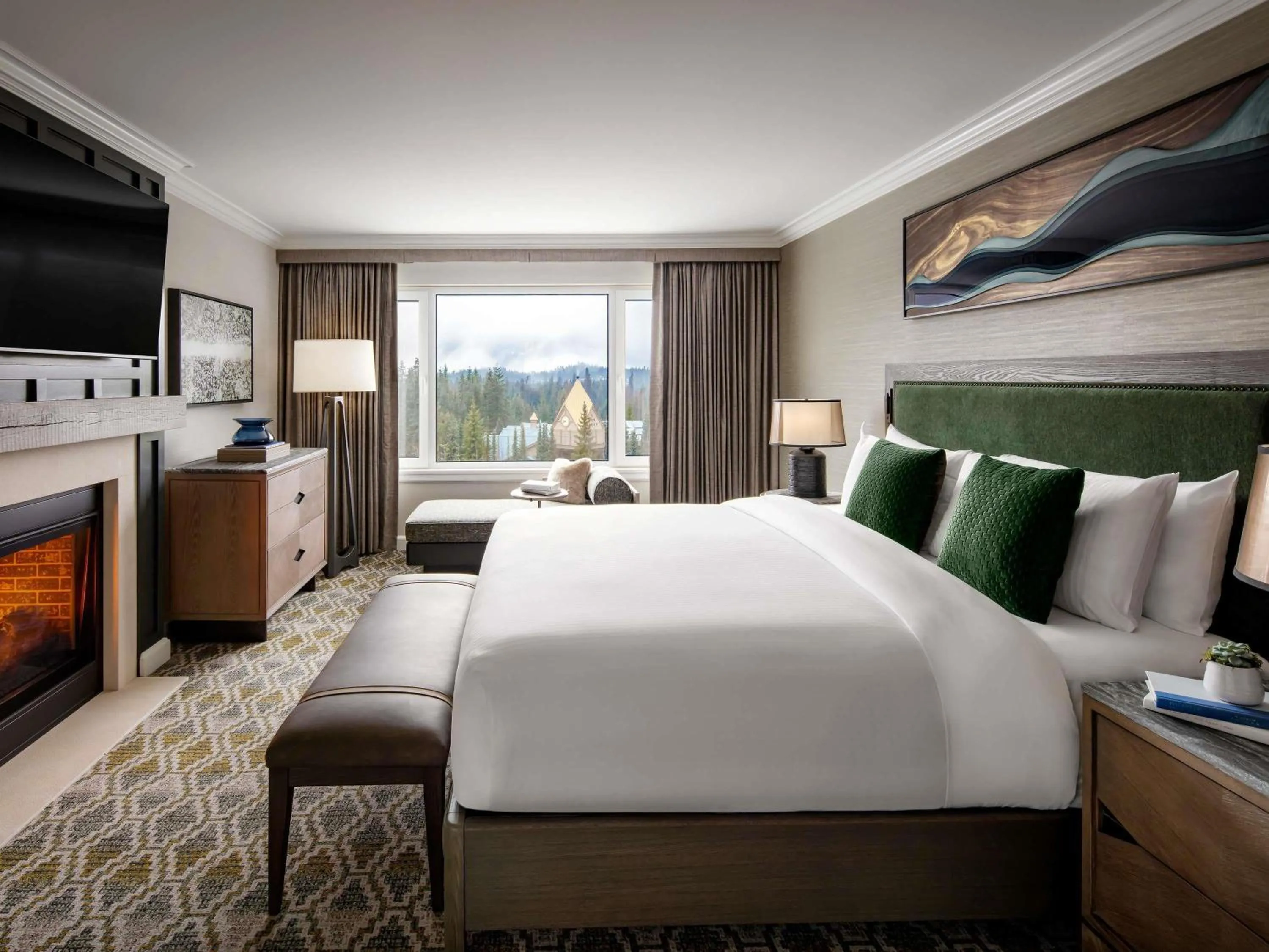 Bedroom, Bed in Fairmont Chateau Whistler