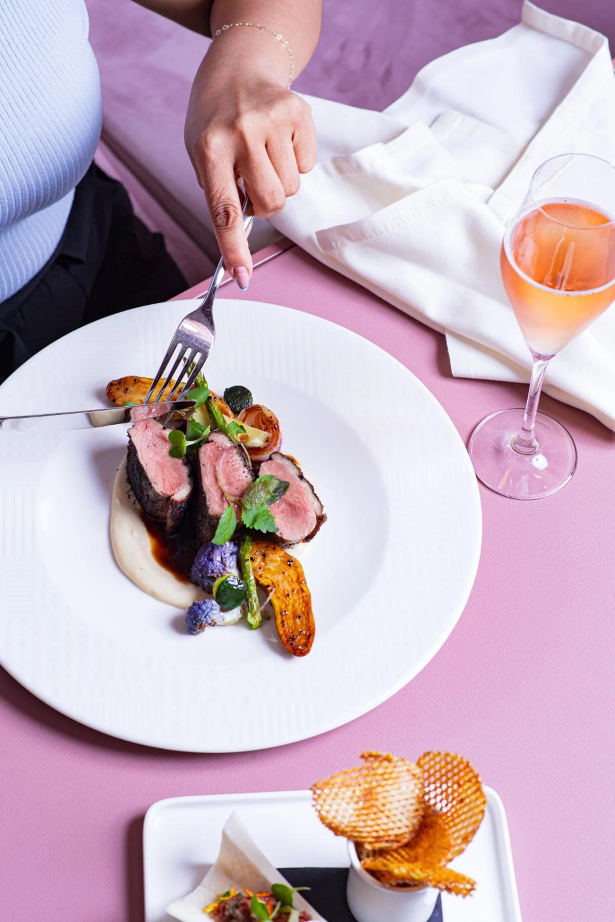 Restaurant/places to eat in Revery Toronto Downtown, Curio Collection by Hilton