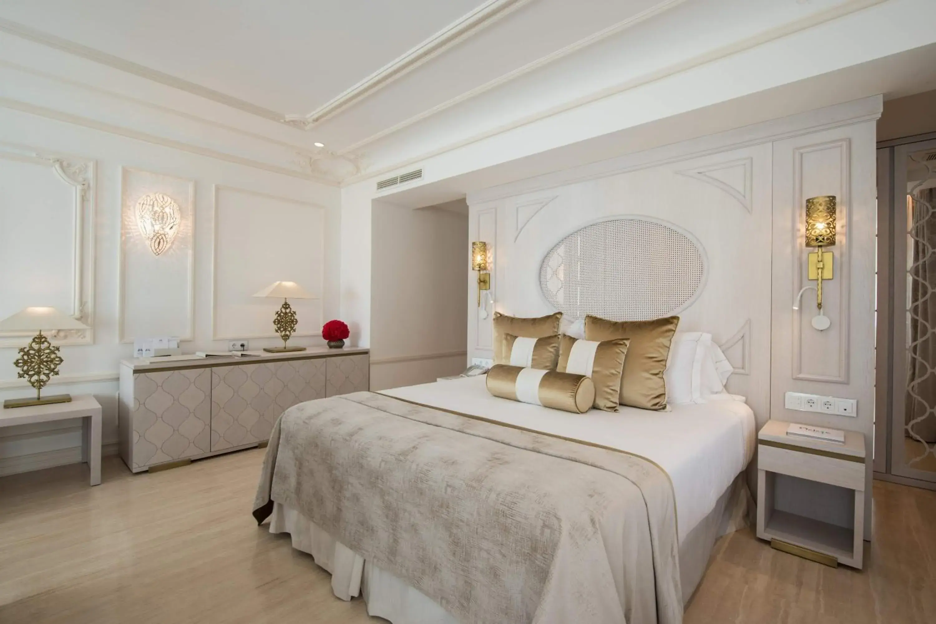 Deluxe Sea View in Gran Hotel Miramar GL Deluxe Sea View in Gran Hotel Miramar GL