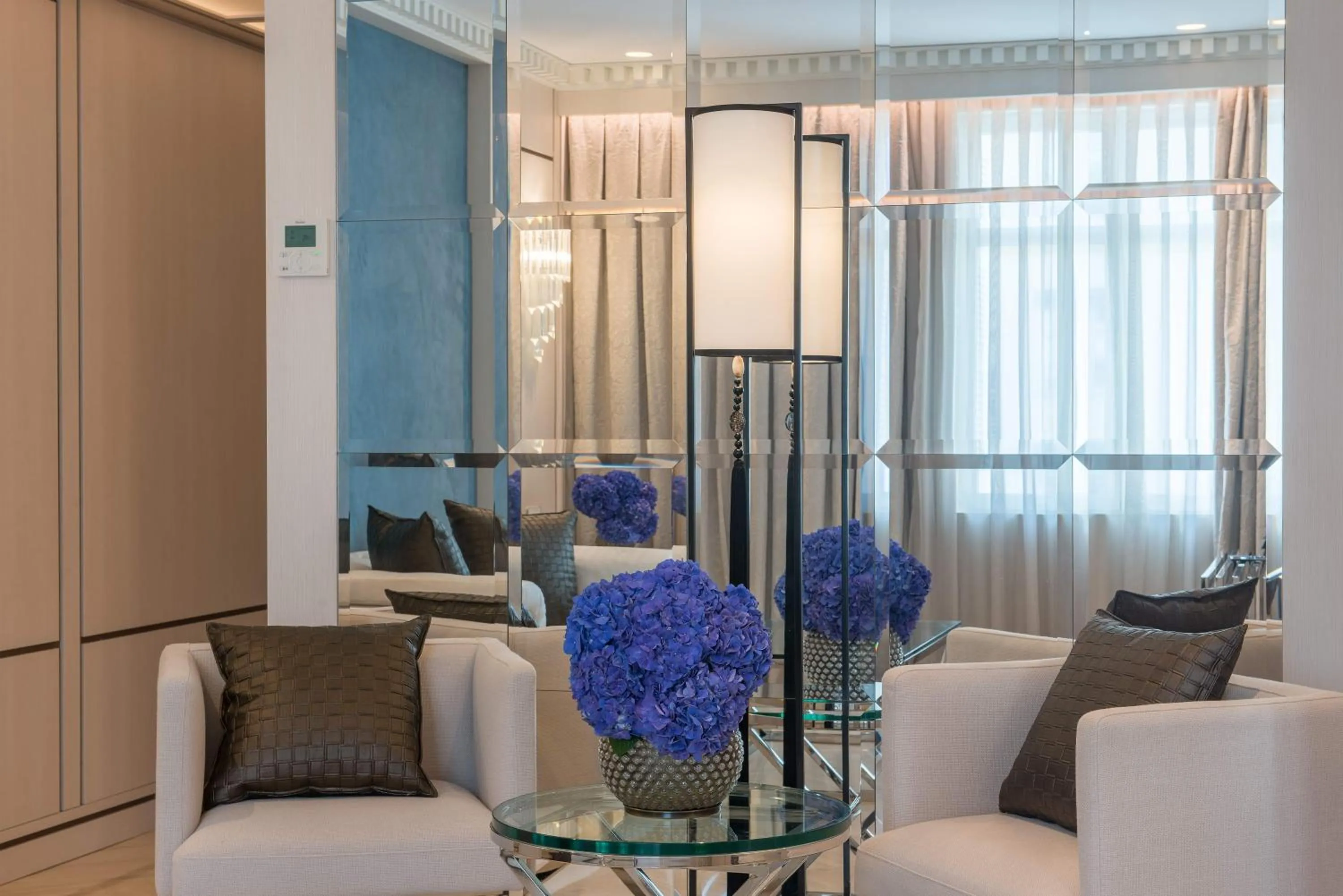 Living room in Gran Hotel Miramar GL