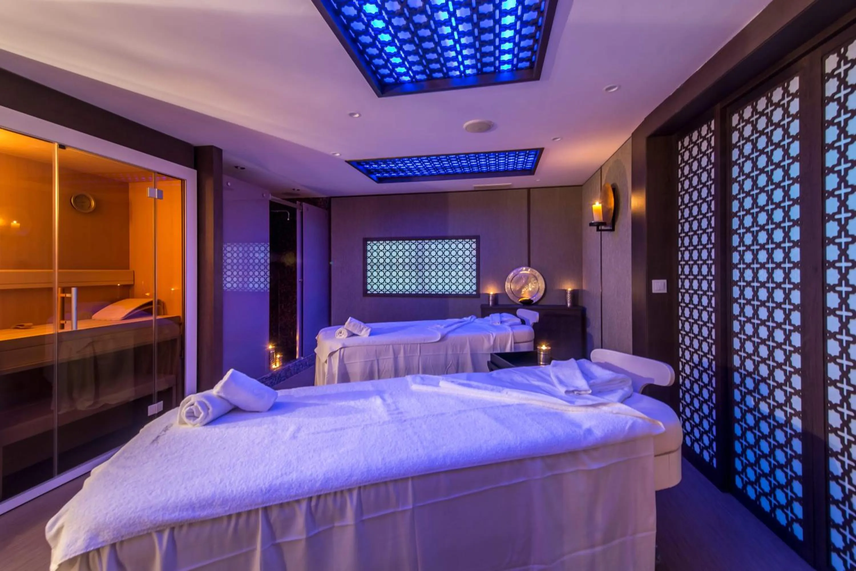 Massage, Bed in Gran Hotel Miramar GL
