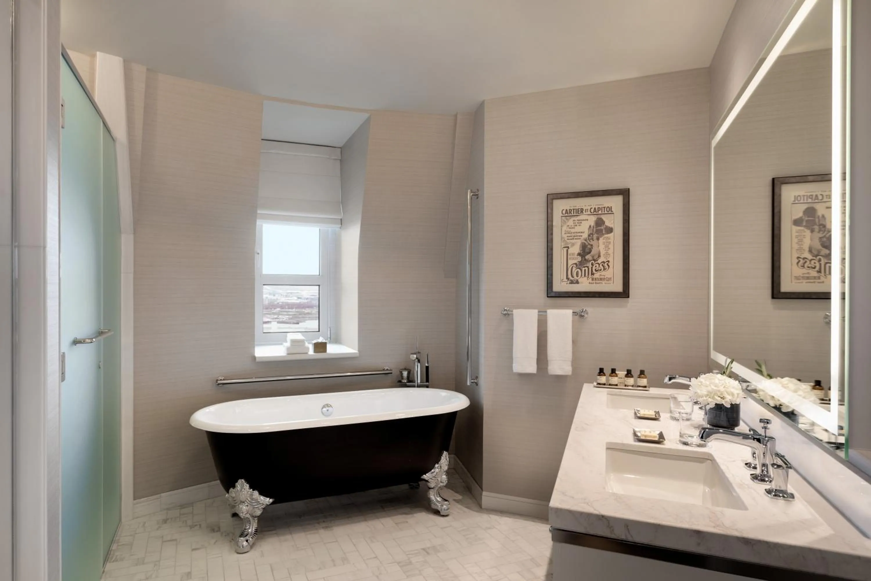 Bathroom in Fairmont Le Chateau Frontenac