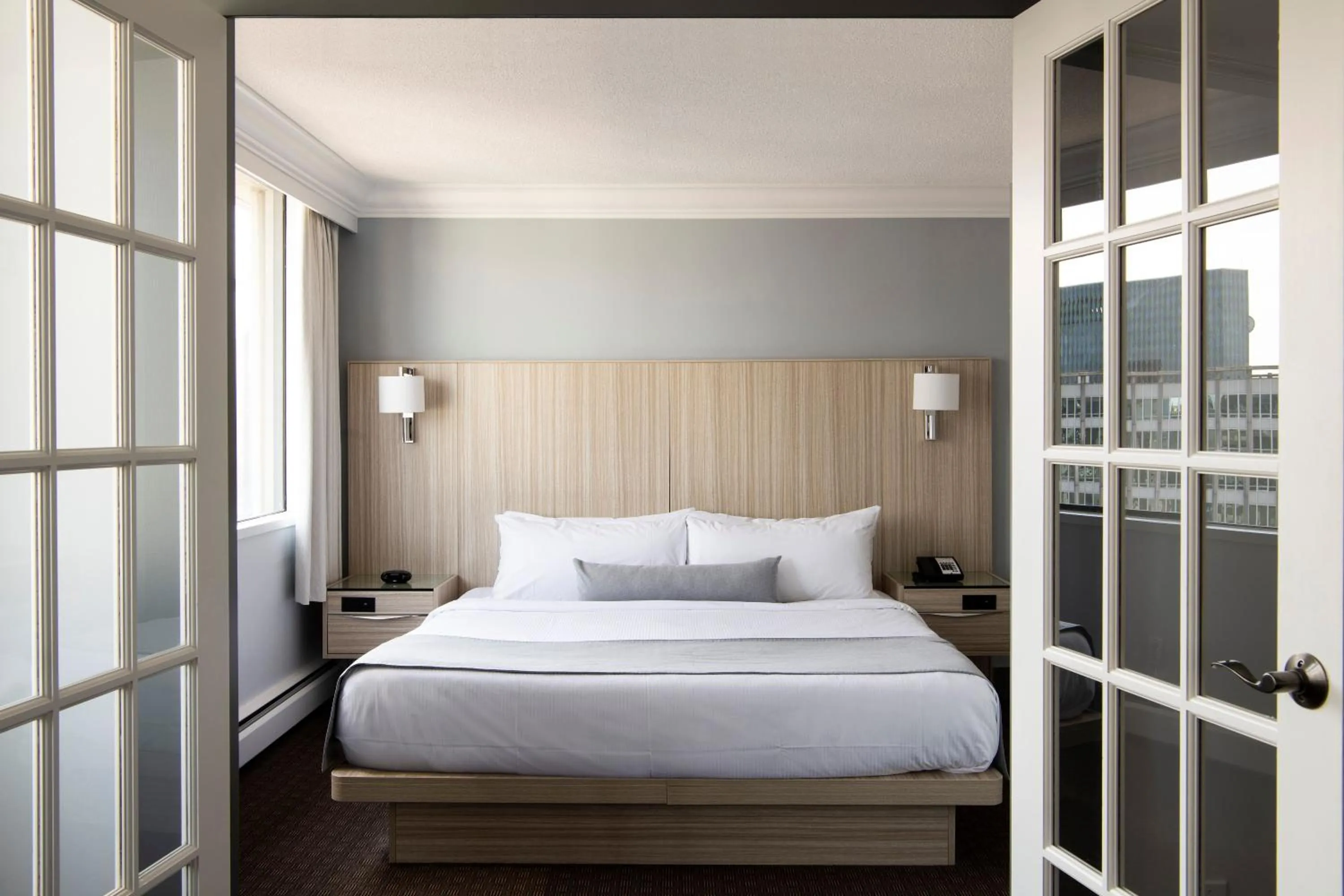 Bedroom, Bed in Century Plaza Hotel