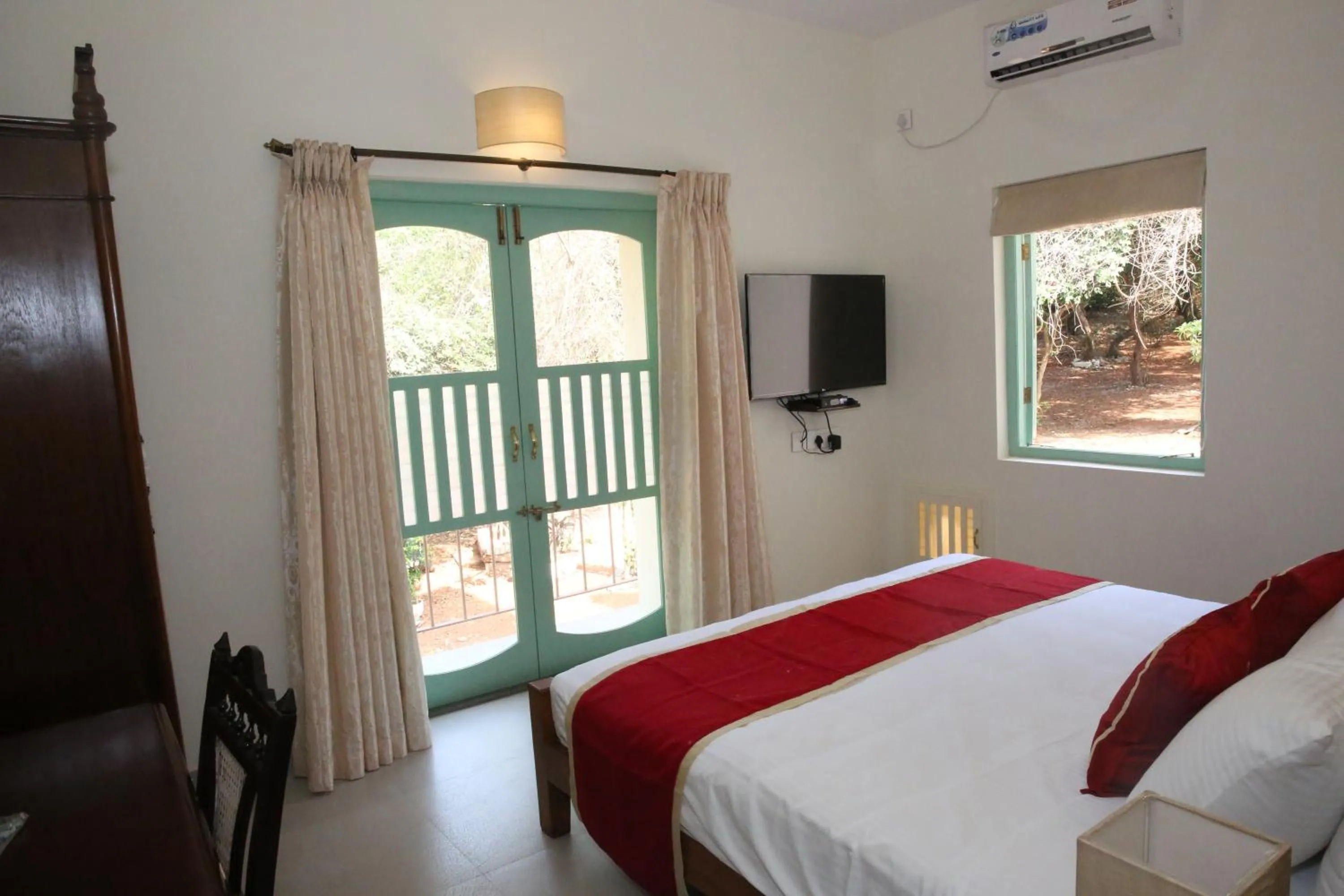Bedroom, Bed in Lar Amorosa Boutique Hotel - Goa