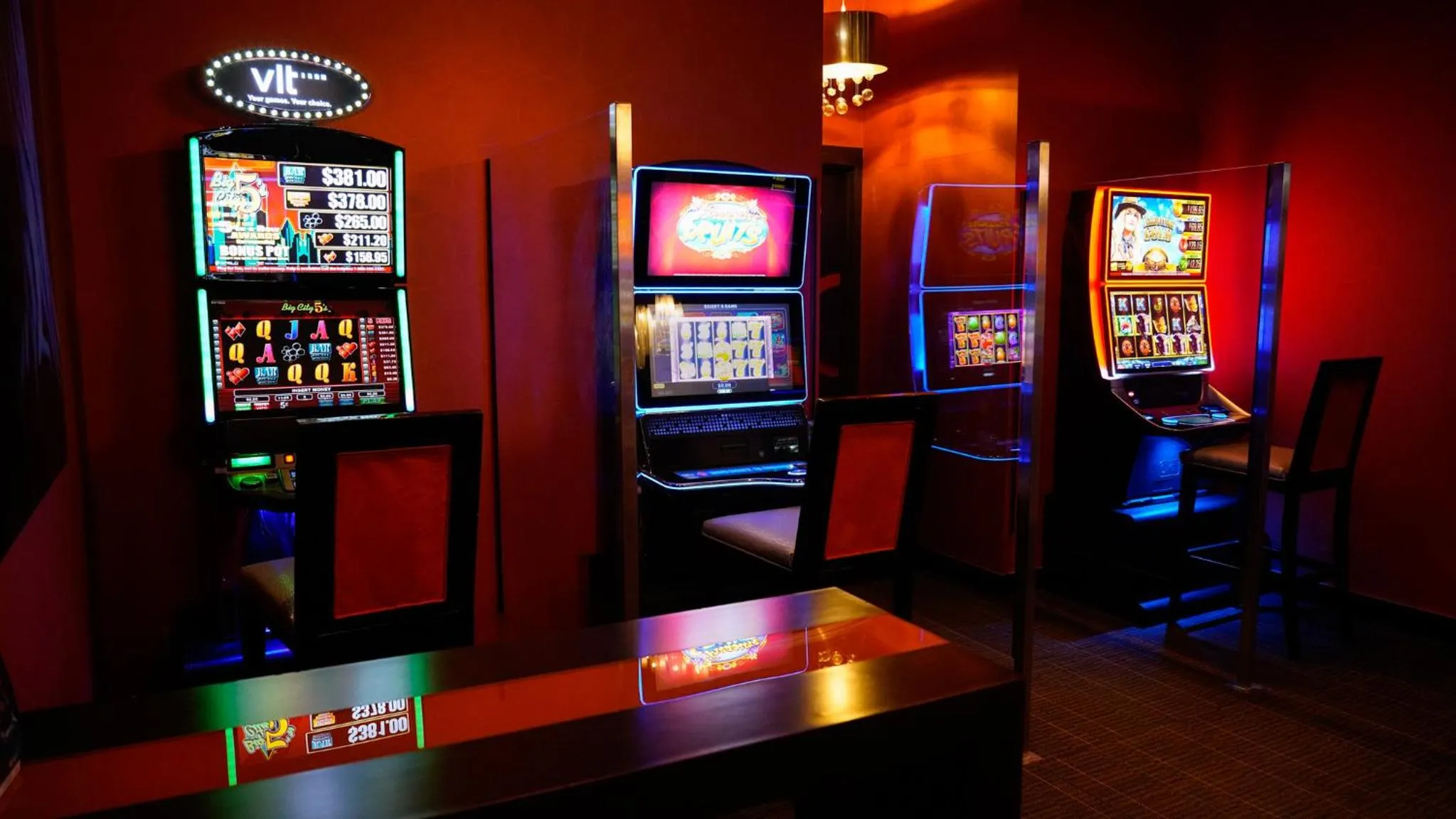 Lounge or bar in Fantasyland Hotel