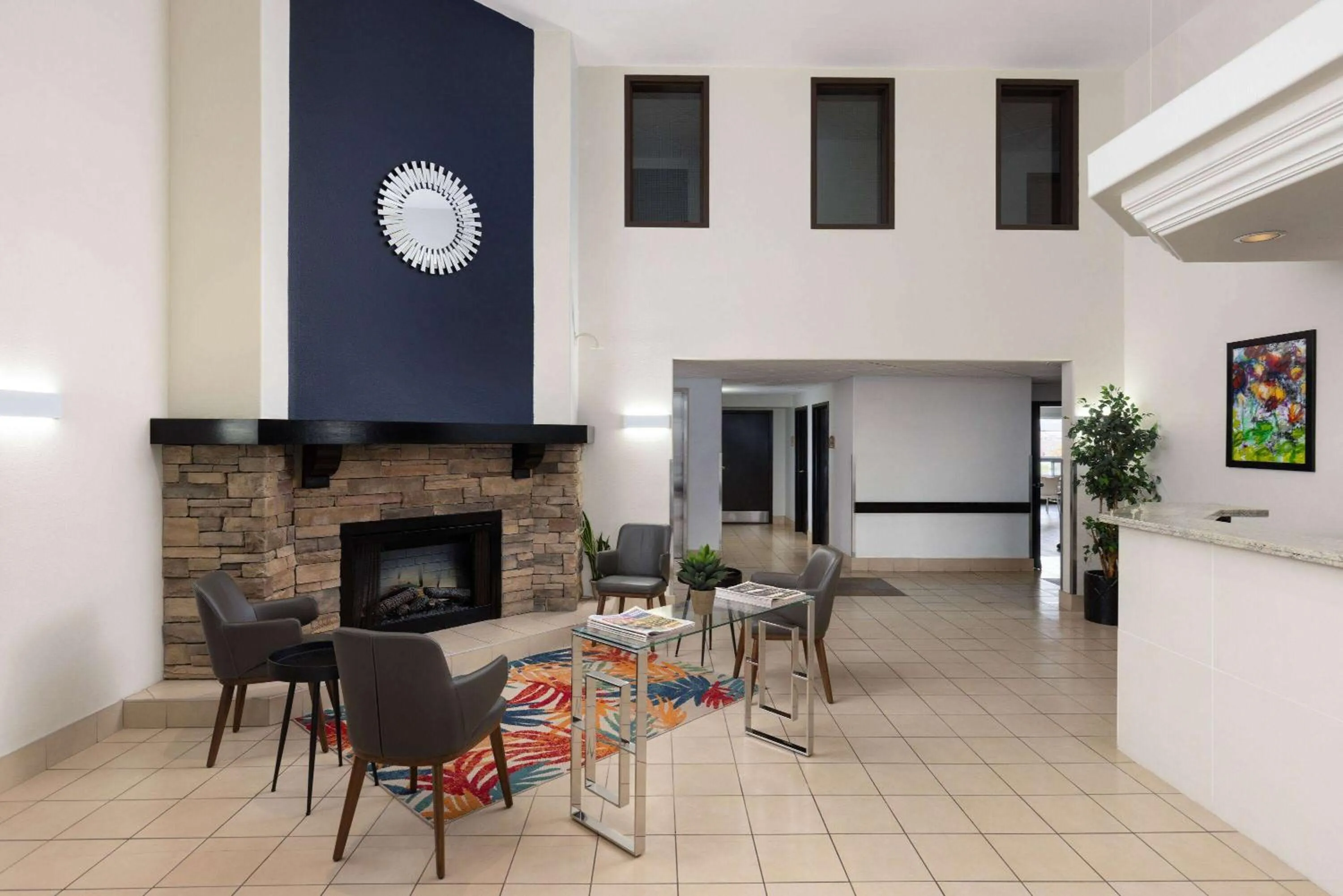 Lobby or reception in Super 8 by Wyndham St-Jerome