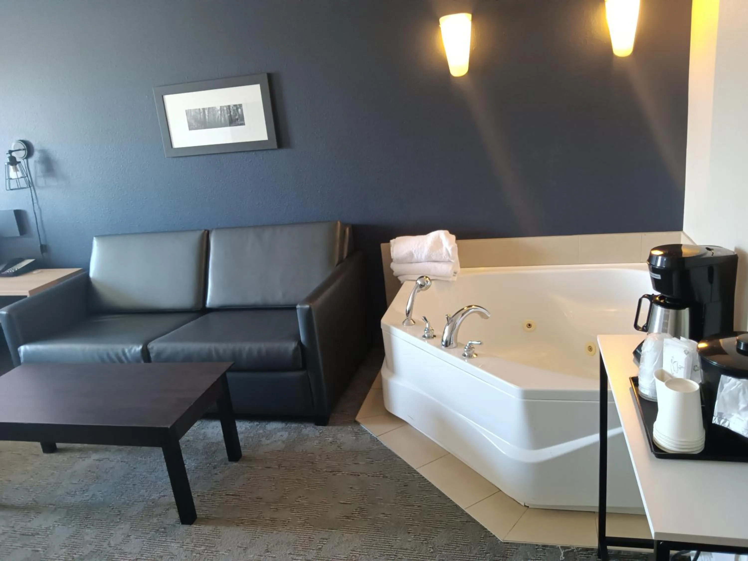 Bed in Super 8 by Wyndham St-Jerome