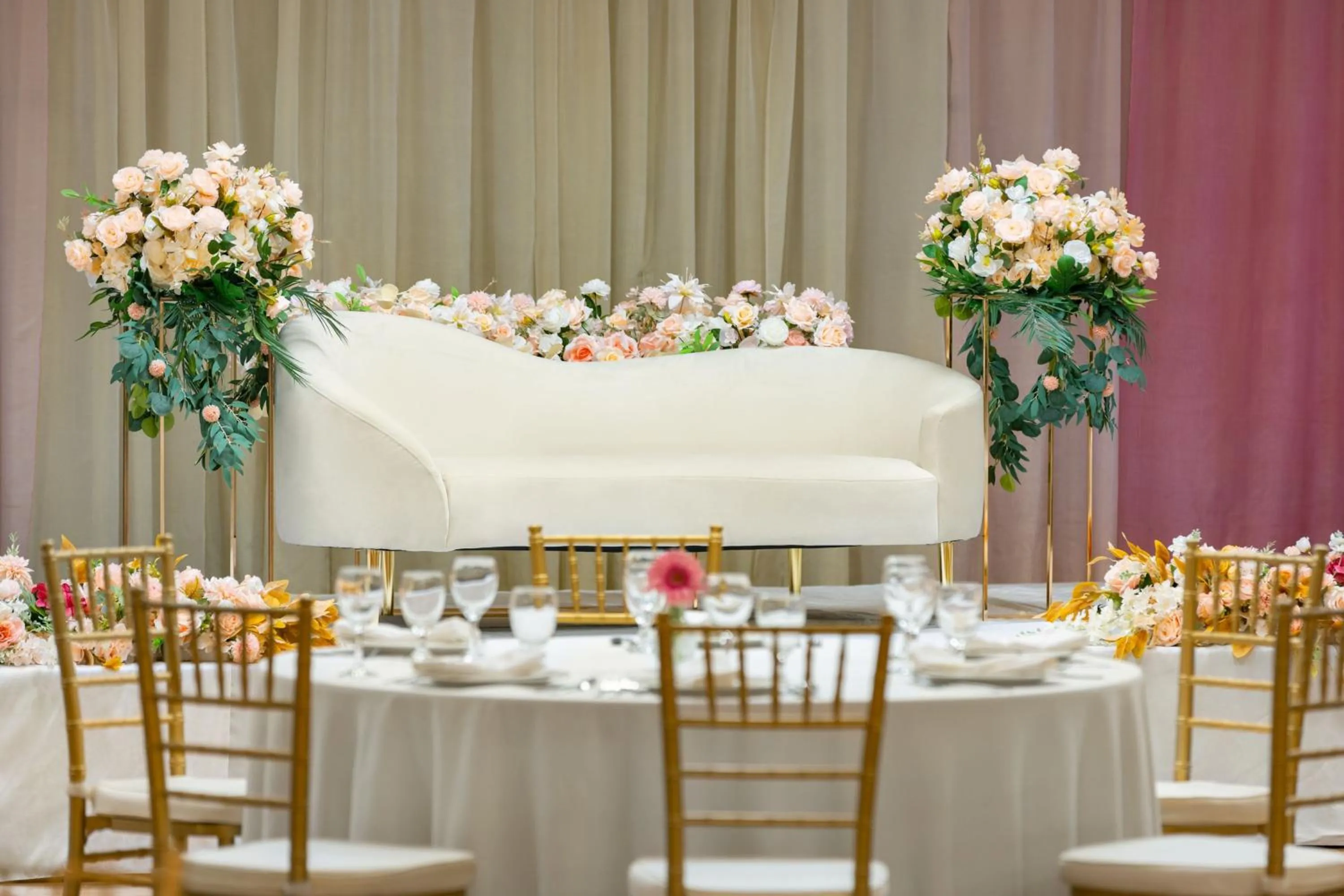 Meeting/conference room in Four Points by Sheraton Edmonton South