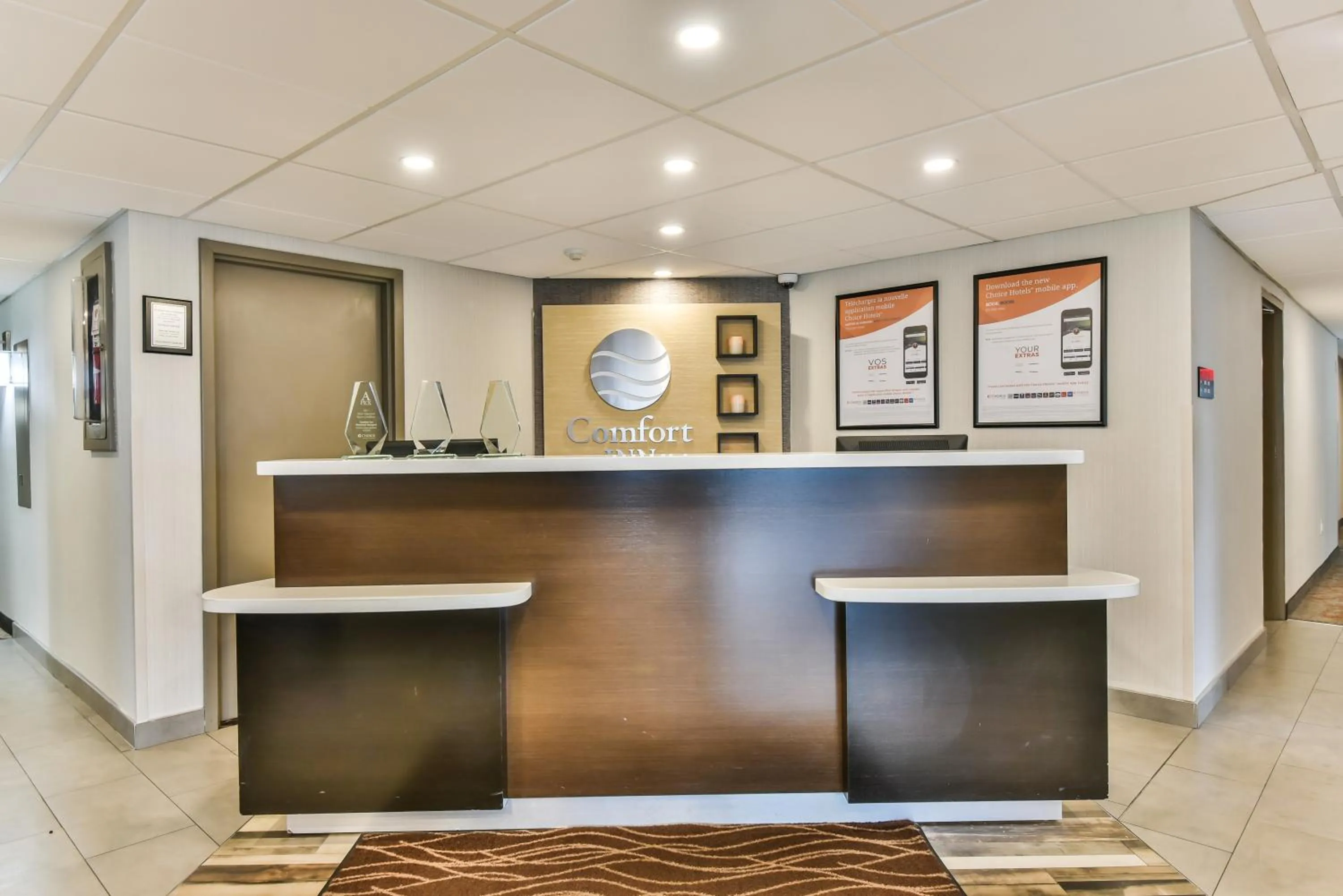 Comfort Inn Montreal Aeroport
