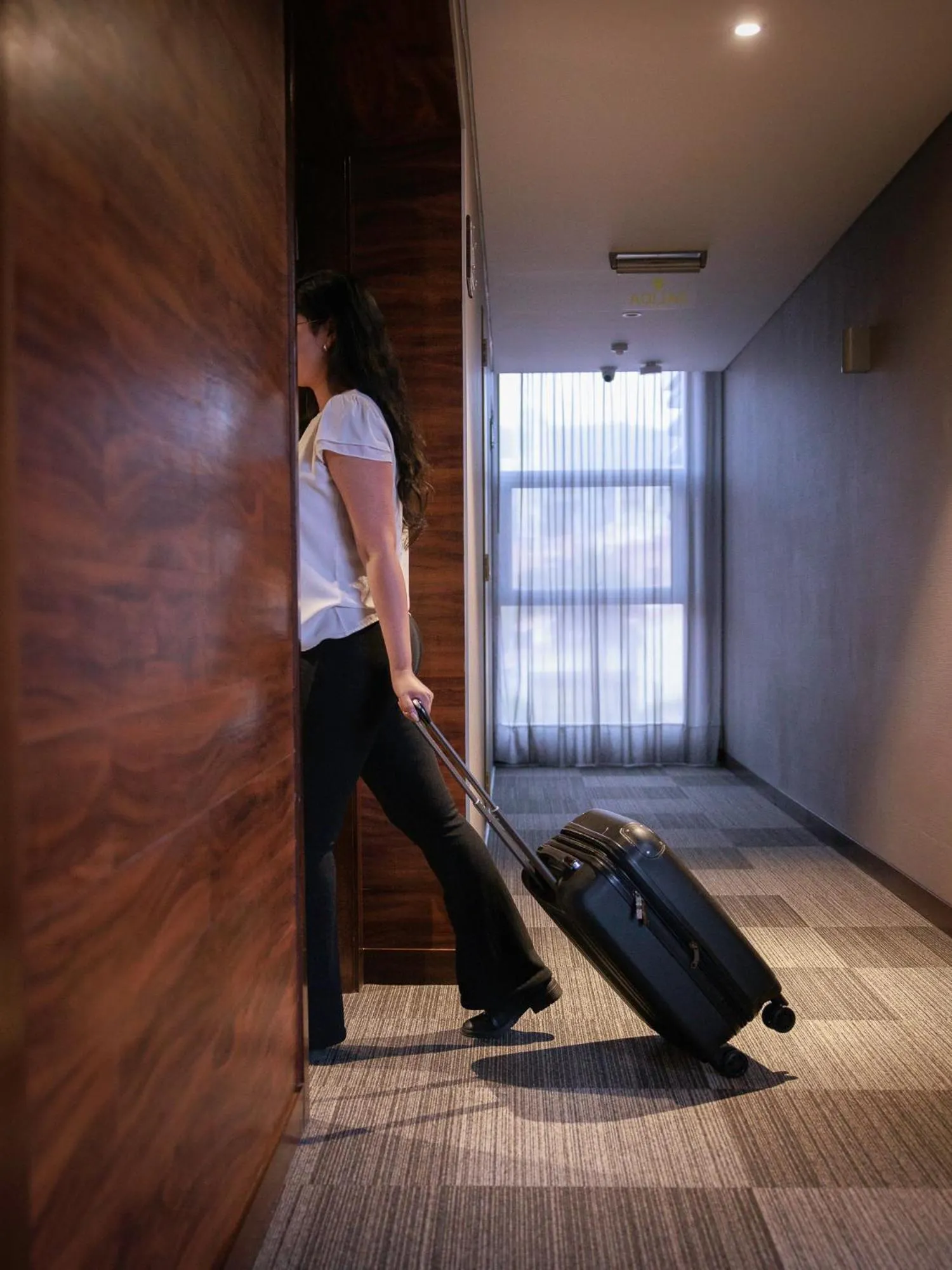 People in Hotel Rennova