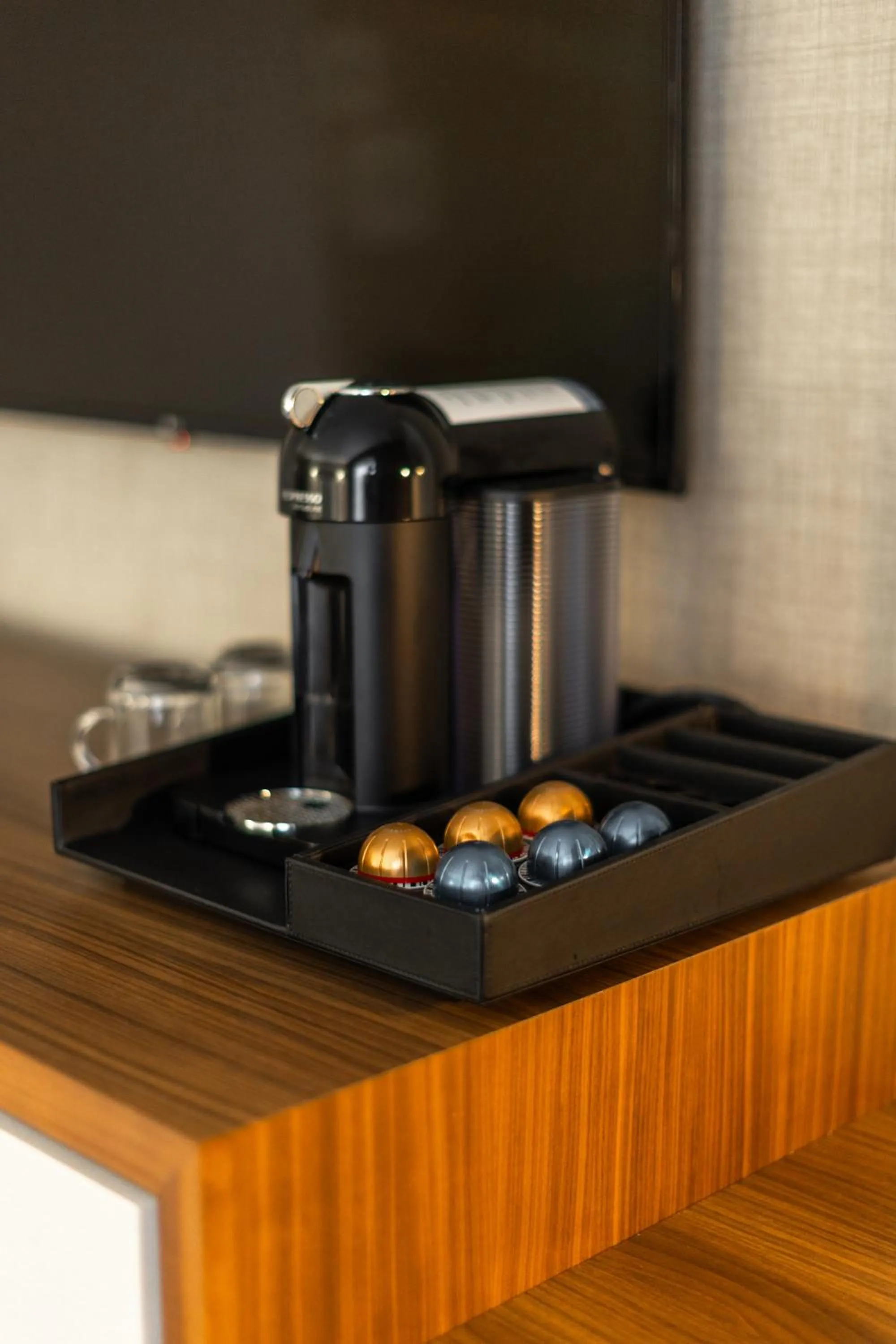 Coffee/tea facilities in The Lord Nelson Hotel & Suites