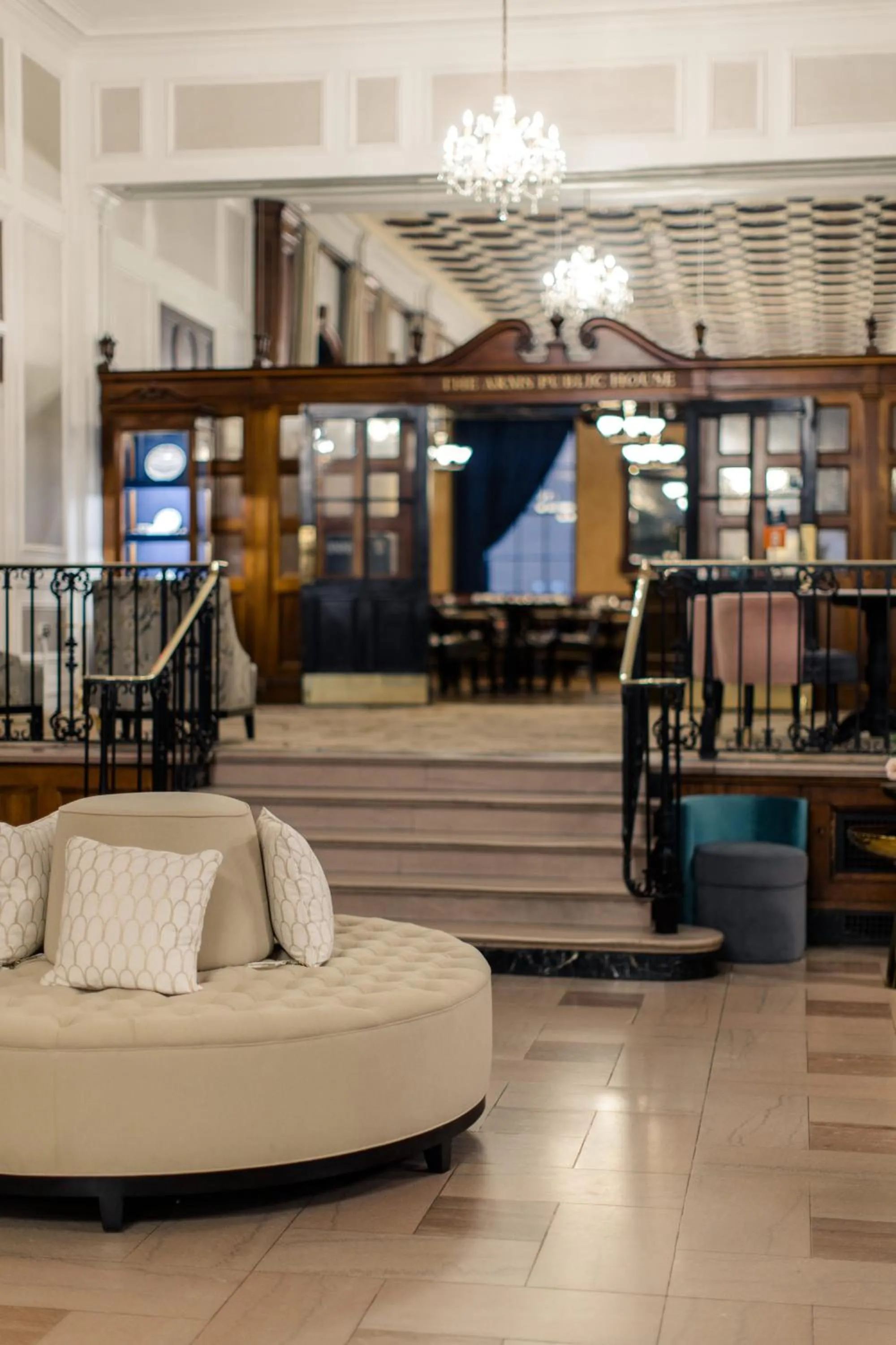 Lounge or bar in The Lord Nelson Hotel & Suites