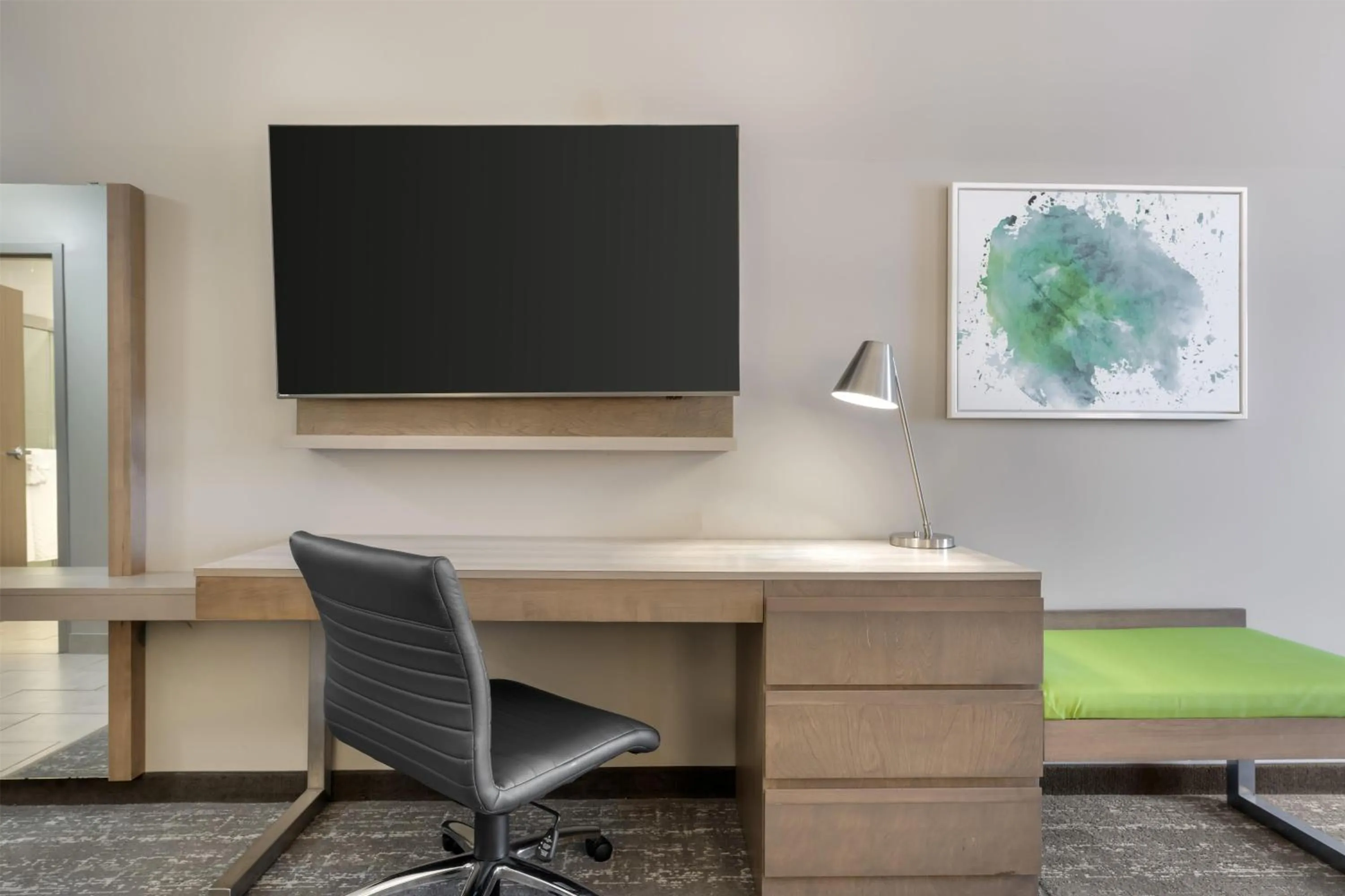 Bedroom in Best Western Plus Dartmouth Hotel & Suites