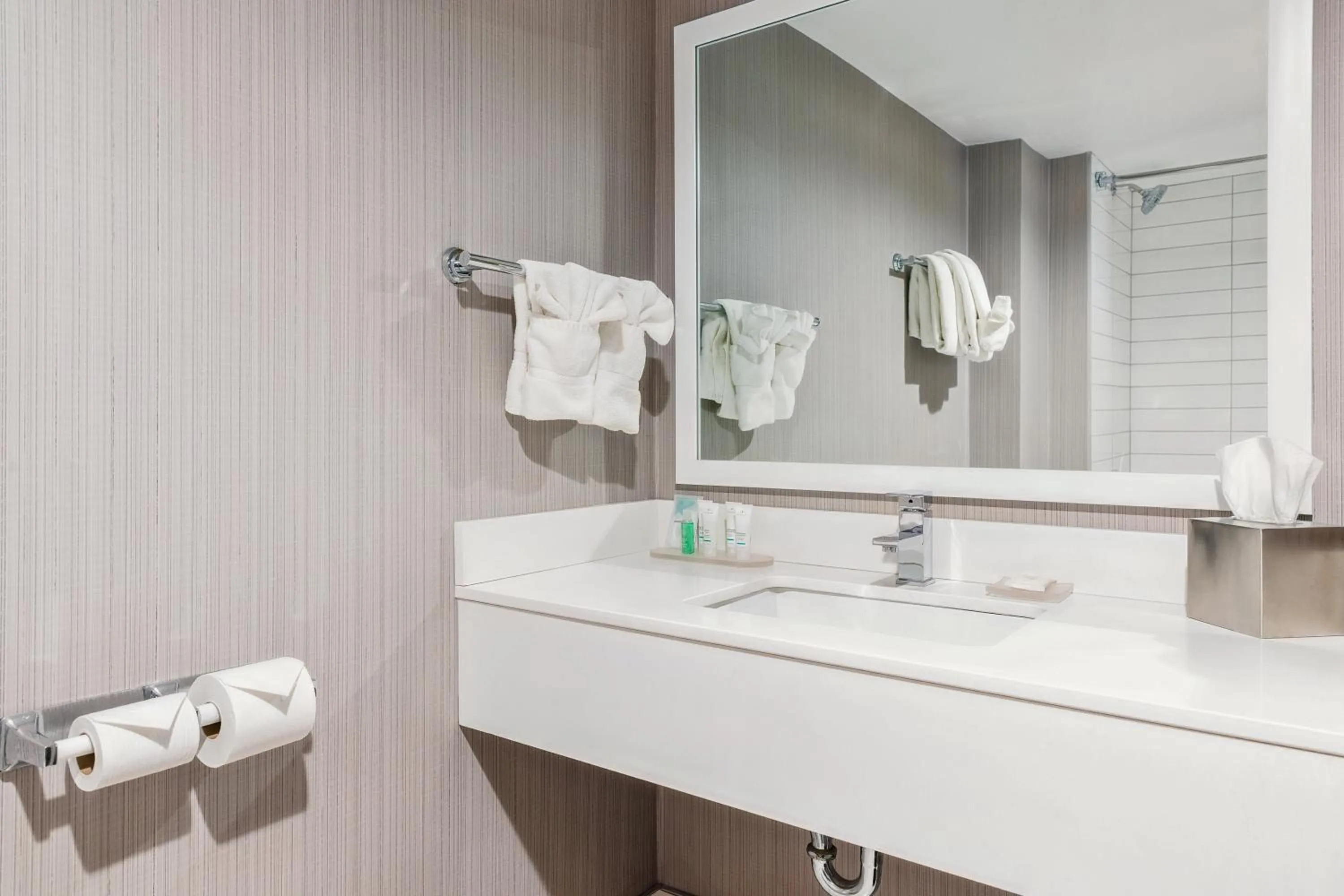 Bathroom in Radisson Hotel & Conference Centre Edmonton