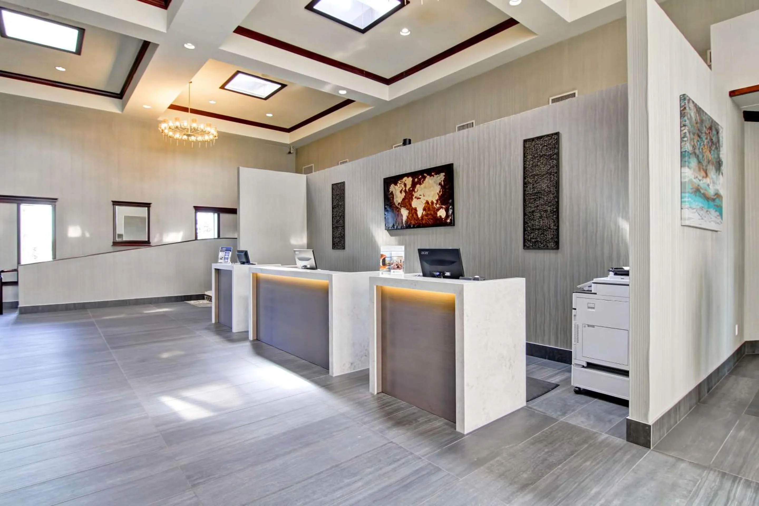 Lobby or reception in Radisson Hotel & Conference Centre Edmonton