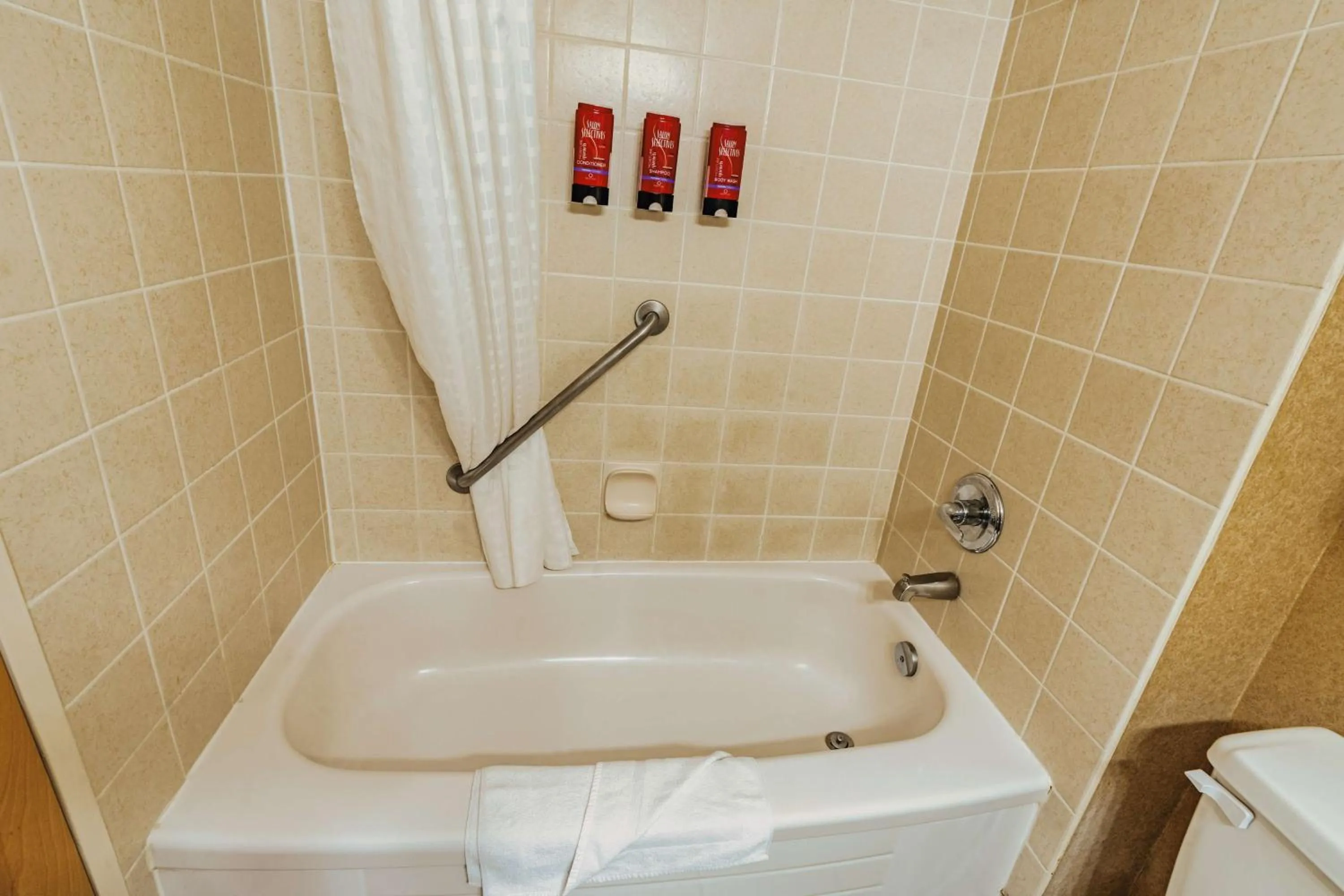 Bathroom in SureStay Plus by Best Western Coquitlam
