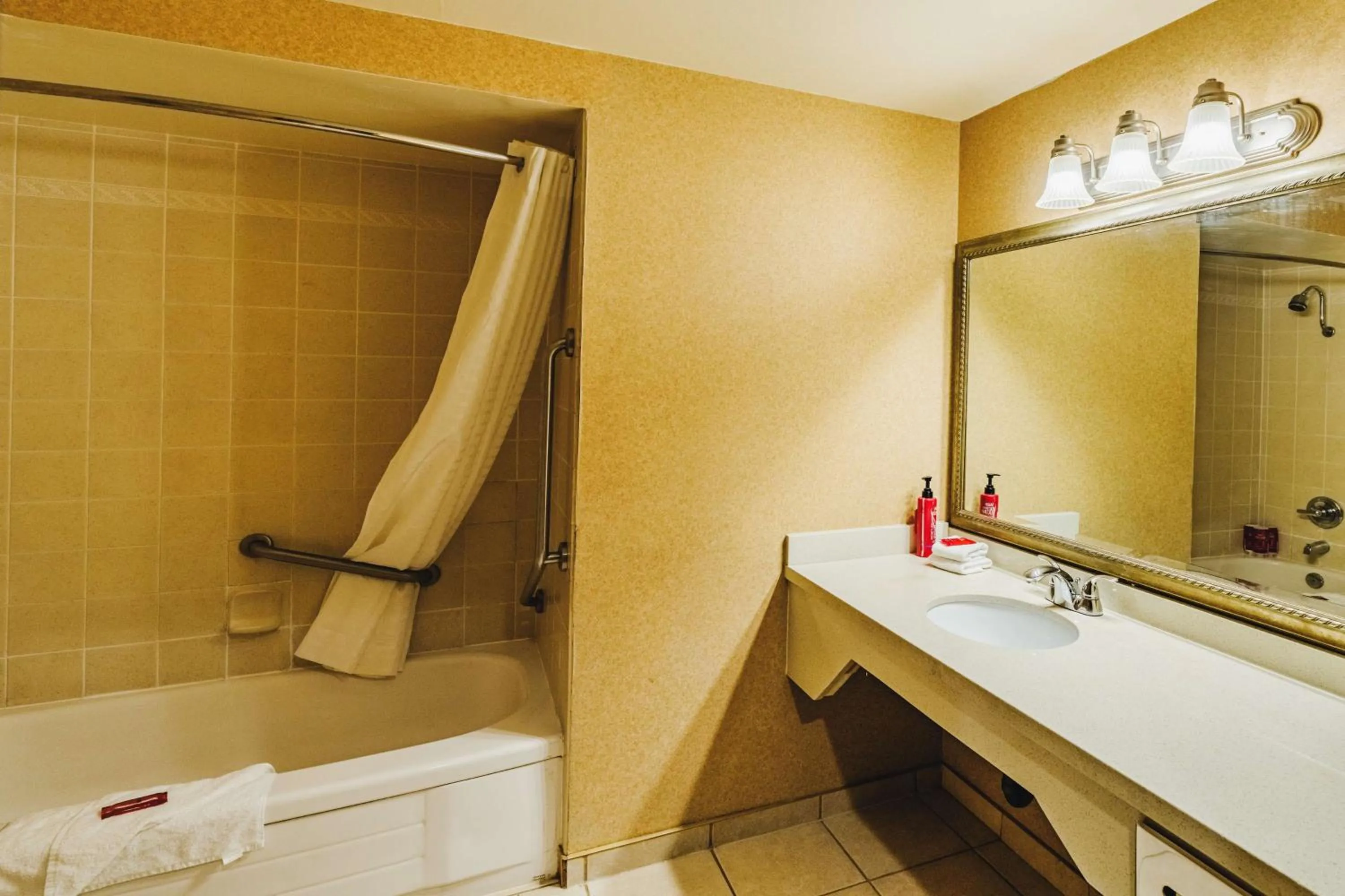 Bathroom in SureStay Plus by Best Western Coquitlam