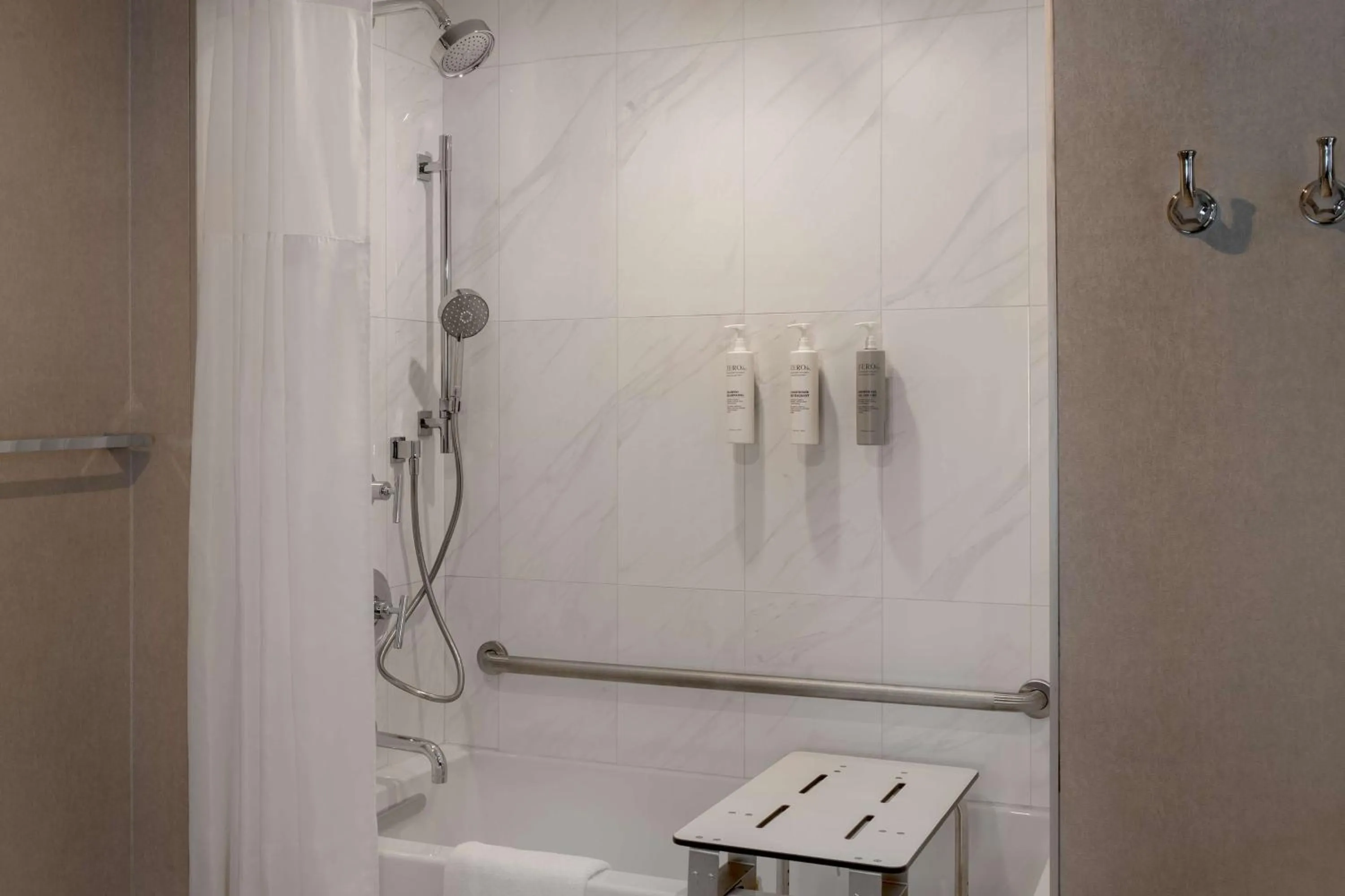 Bathroom in Hampton Inn By Hilton Winnipeg Downtown