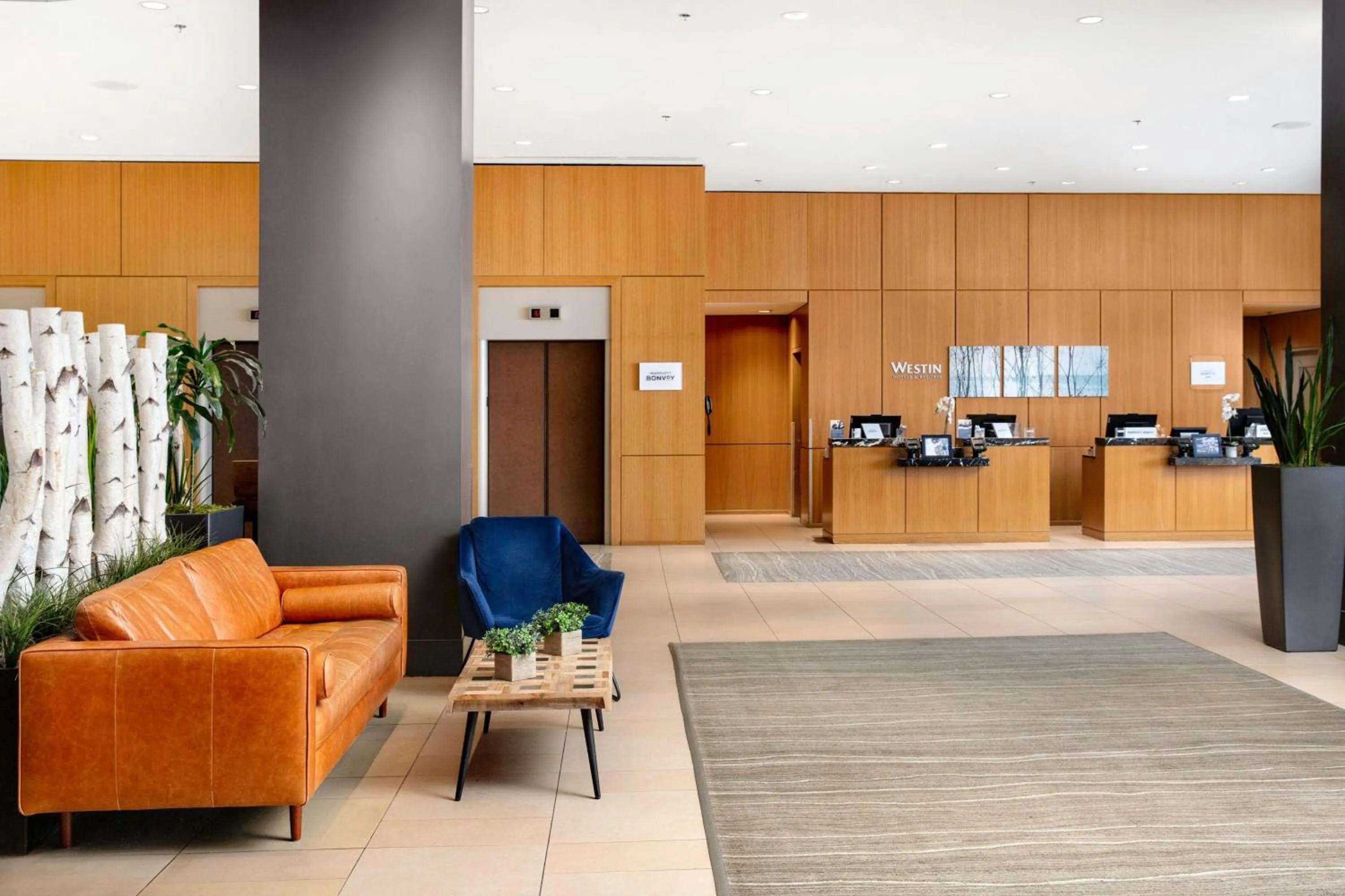 Lobby or reception in The Westin Edmonton