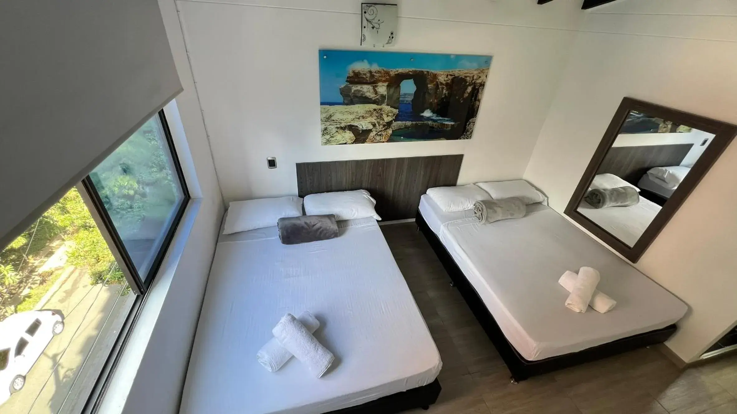 Quadruple Room in Hotel Jardin de Laureles Jeps Quadruple Room in Hotel Jardin de Laureles Jeps