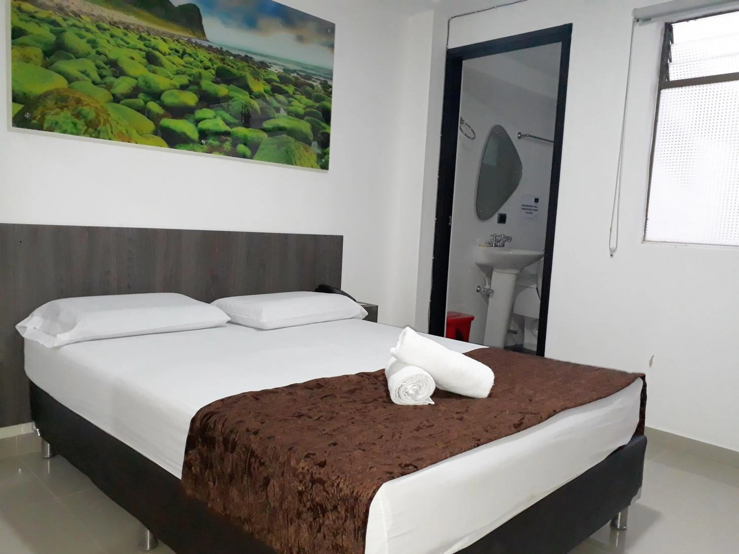 Bed in Hotel Jardin de Laureles Jeps