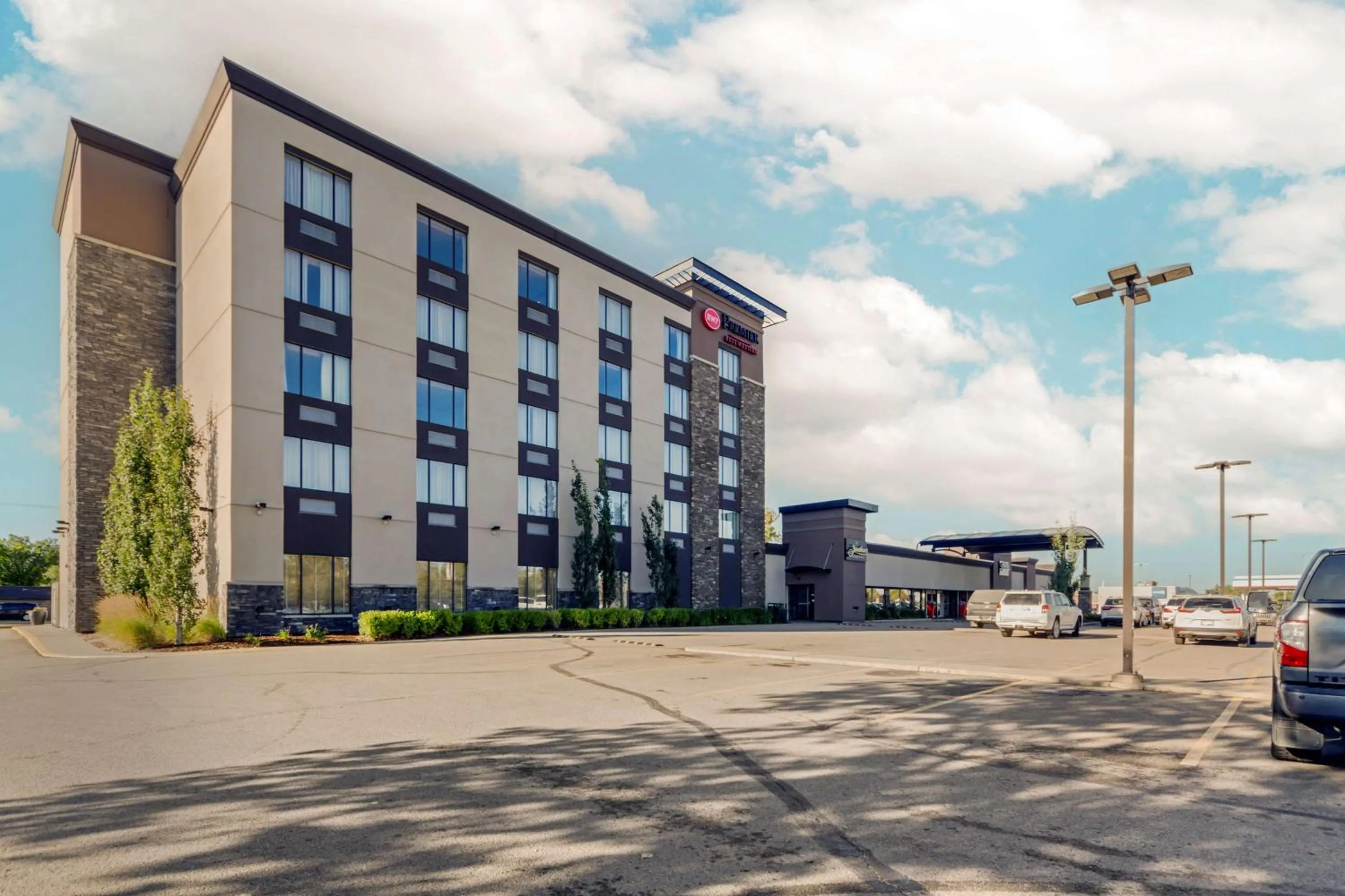 Property building in Best Western Premier Denham Inn & Suites