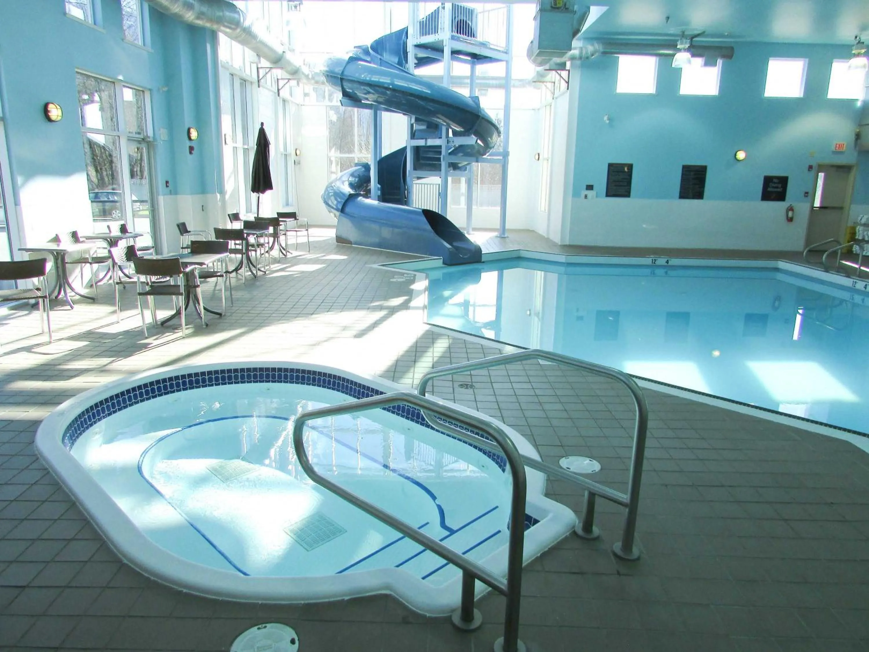 Swimming pool in Sandman Hotel and Suites Squamish