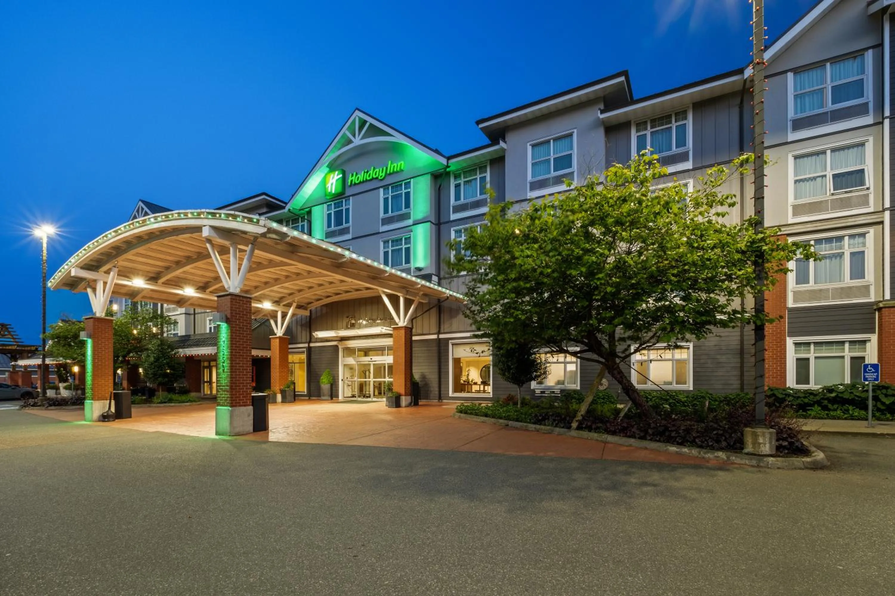 Property building in Holiday Inn Hotel & Suites Surrey East - Cloverdale by IHG
