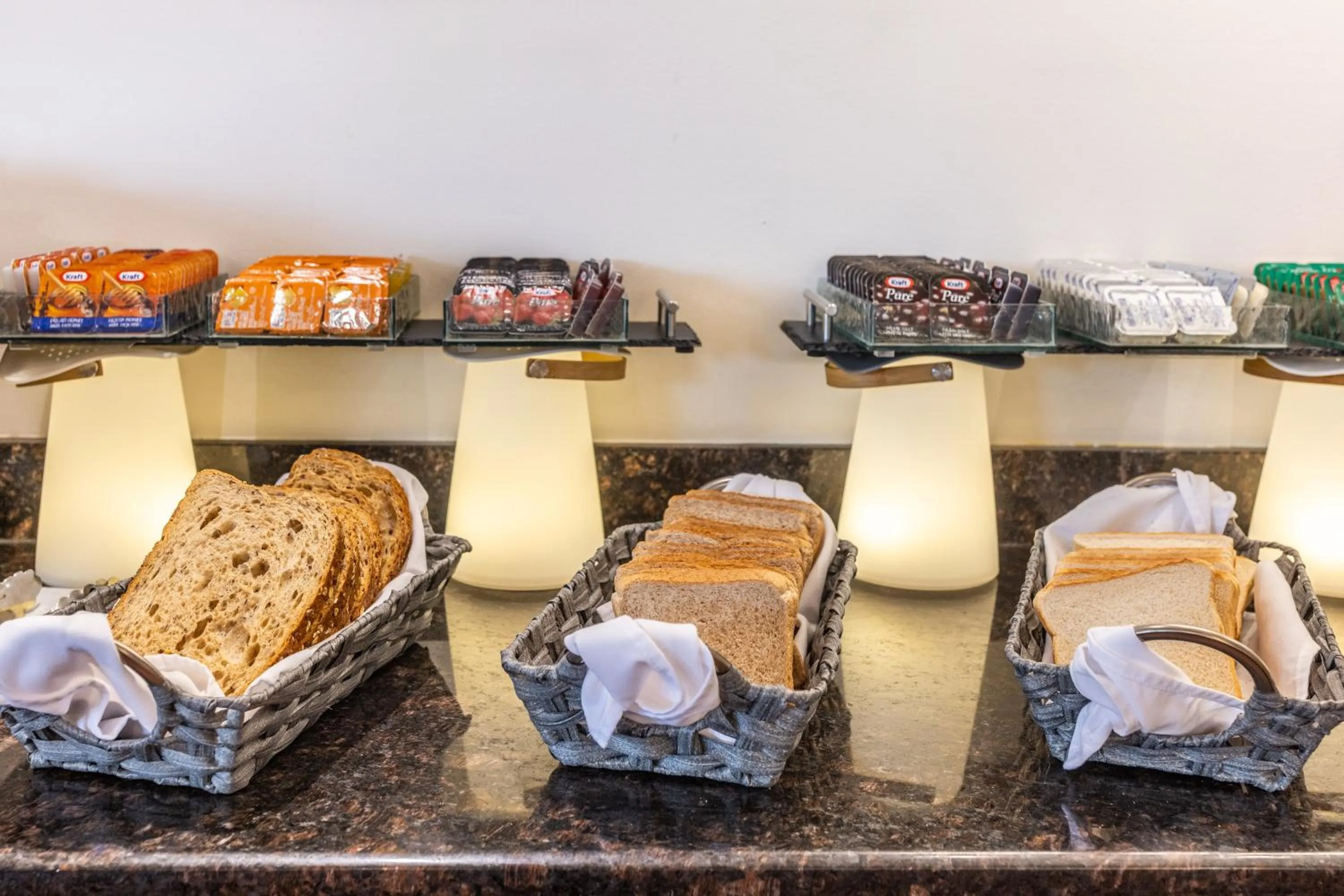 Breakfast in Atrium Hotel Vancouver