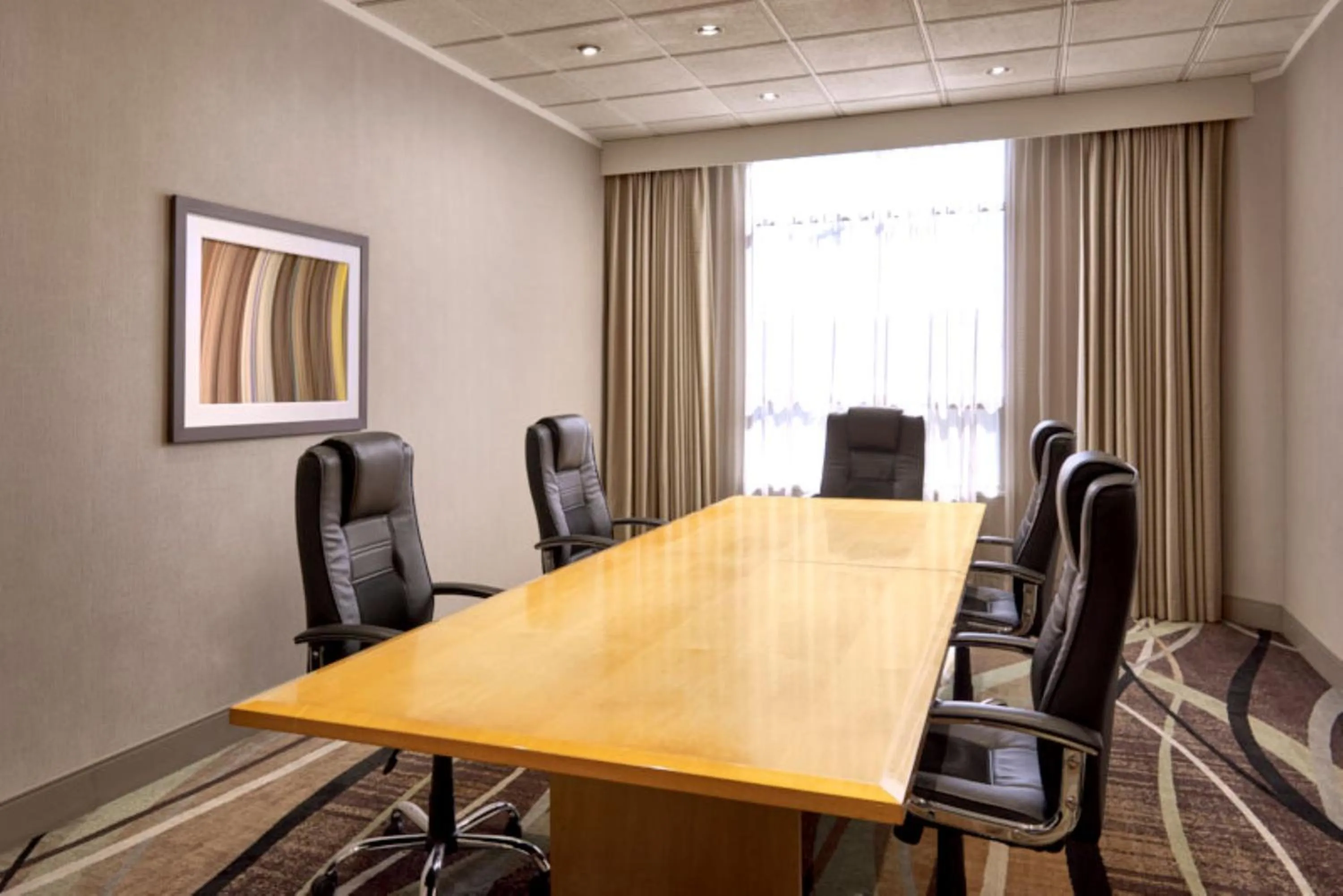 Meeting/conference room in Holiday Inn Express Vancouver-Metrotown (Burnaby)