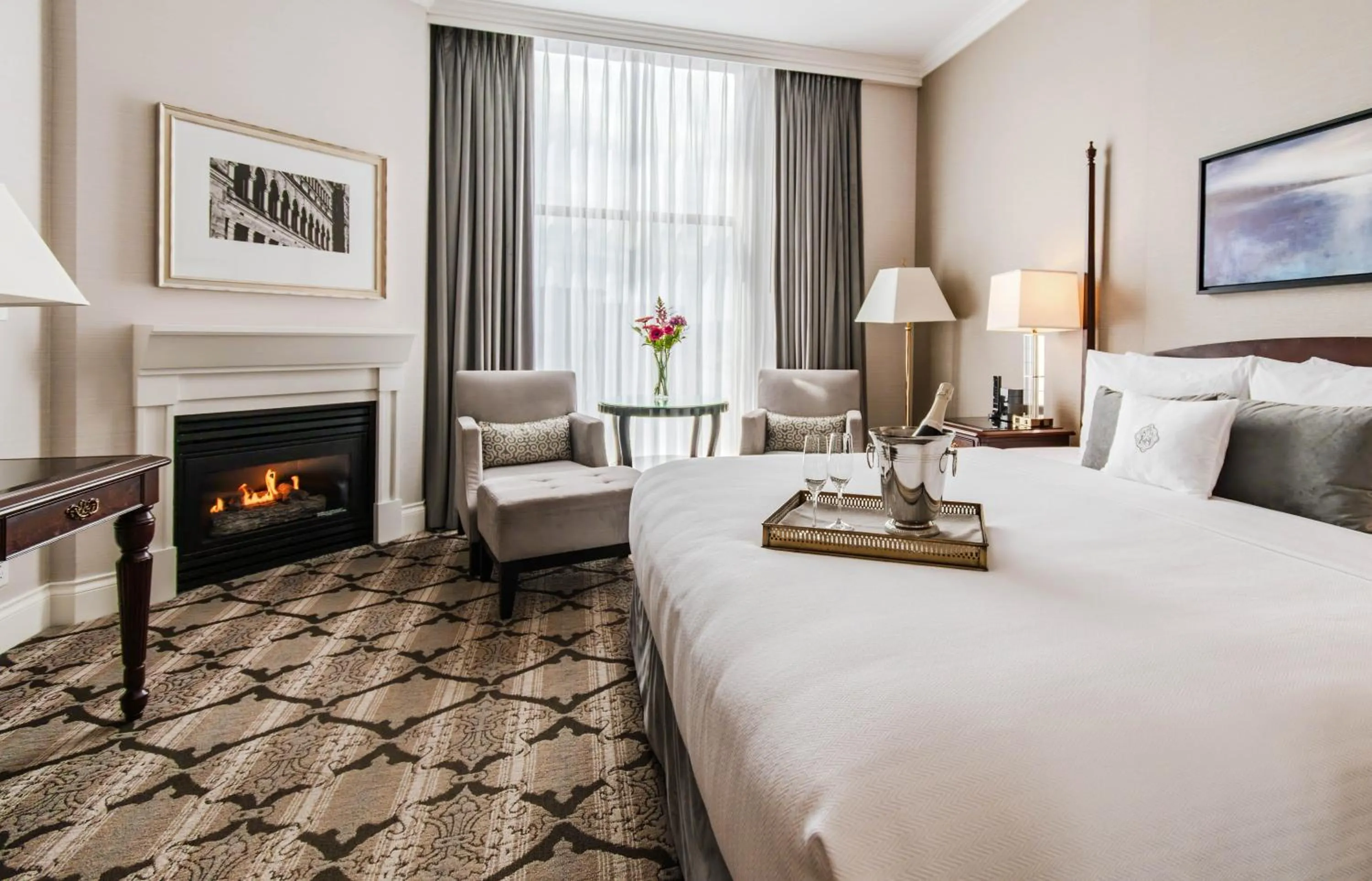 fireplace, Bed in The Magnolia Hotel & Spa