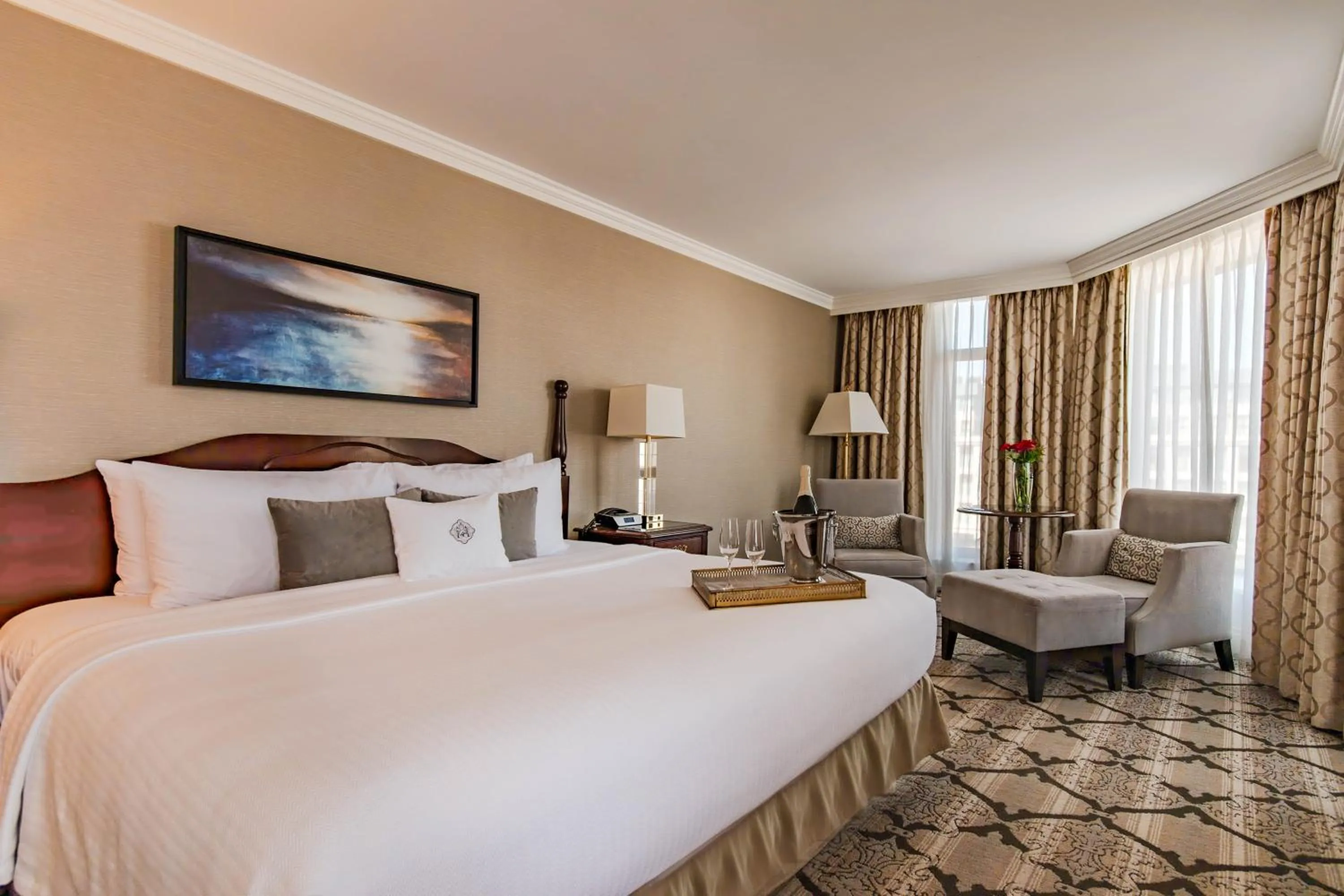 Bed in The Magnolia Hotel & Spa