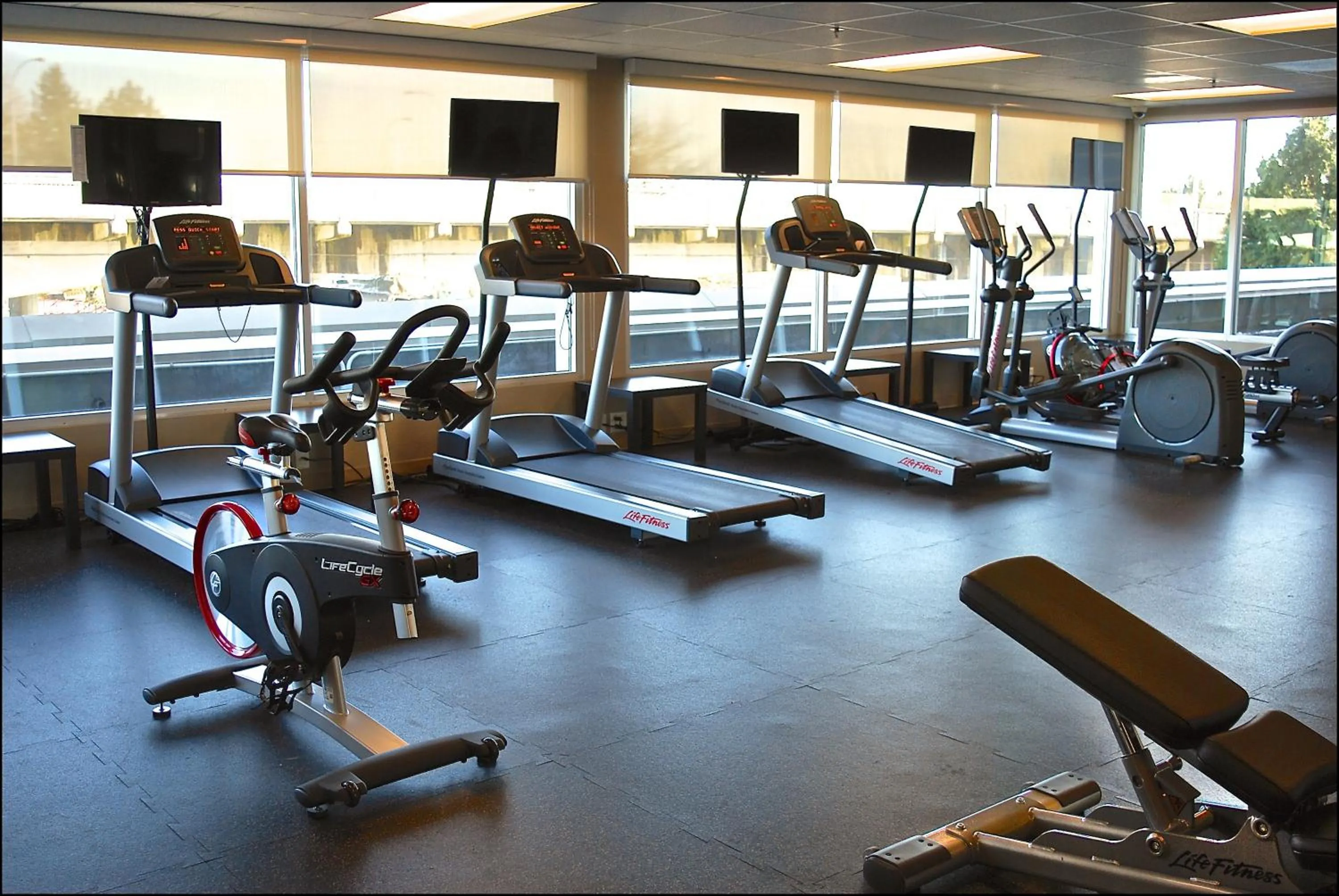 Spa and wellness centre/facilities in Holiday Inn Express Vancouver Airport-Richmond by IHG