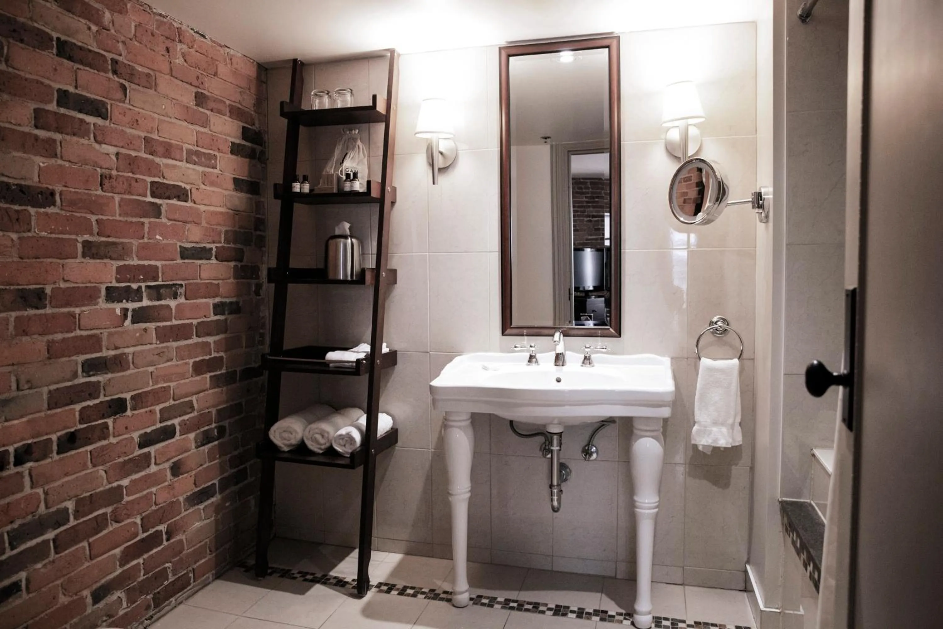 Bathroom in Hotel Nelligan