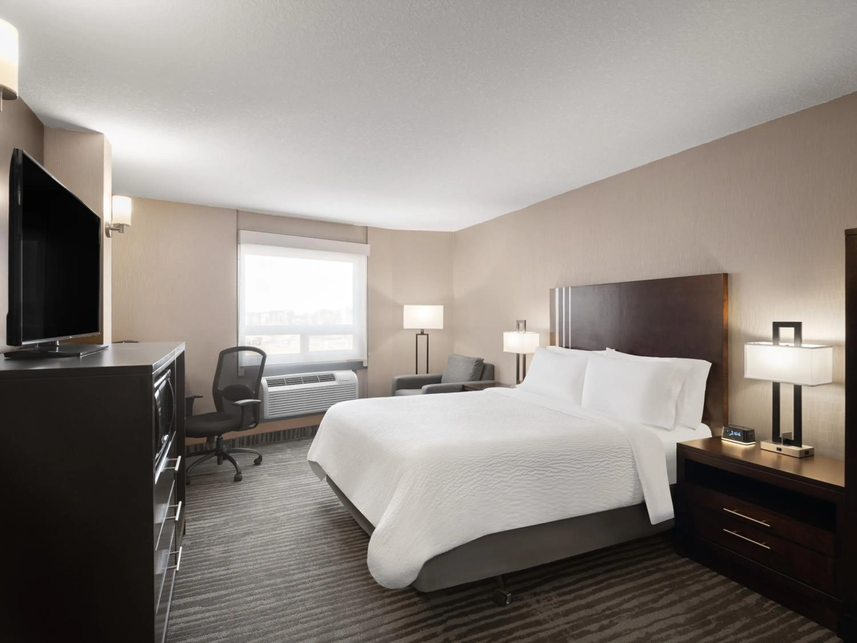 Bedroom, Bed in Holiday Inn Calgary Airport by IHG