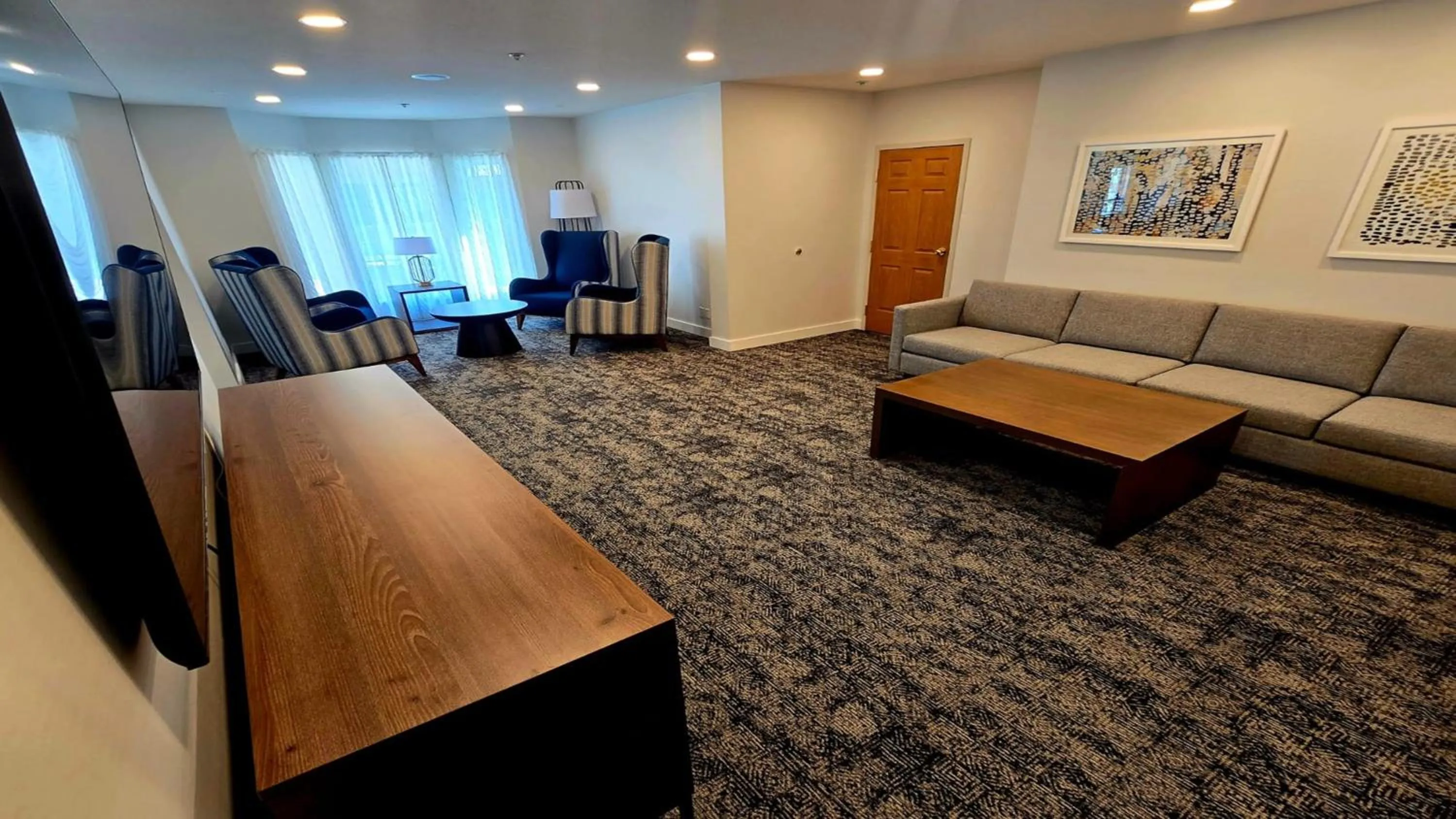 Property building in Staybridge Suites - Calgary Airport by IHG