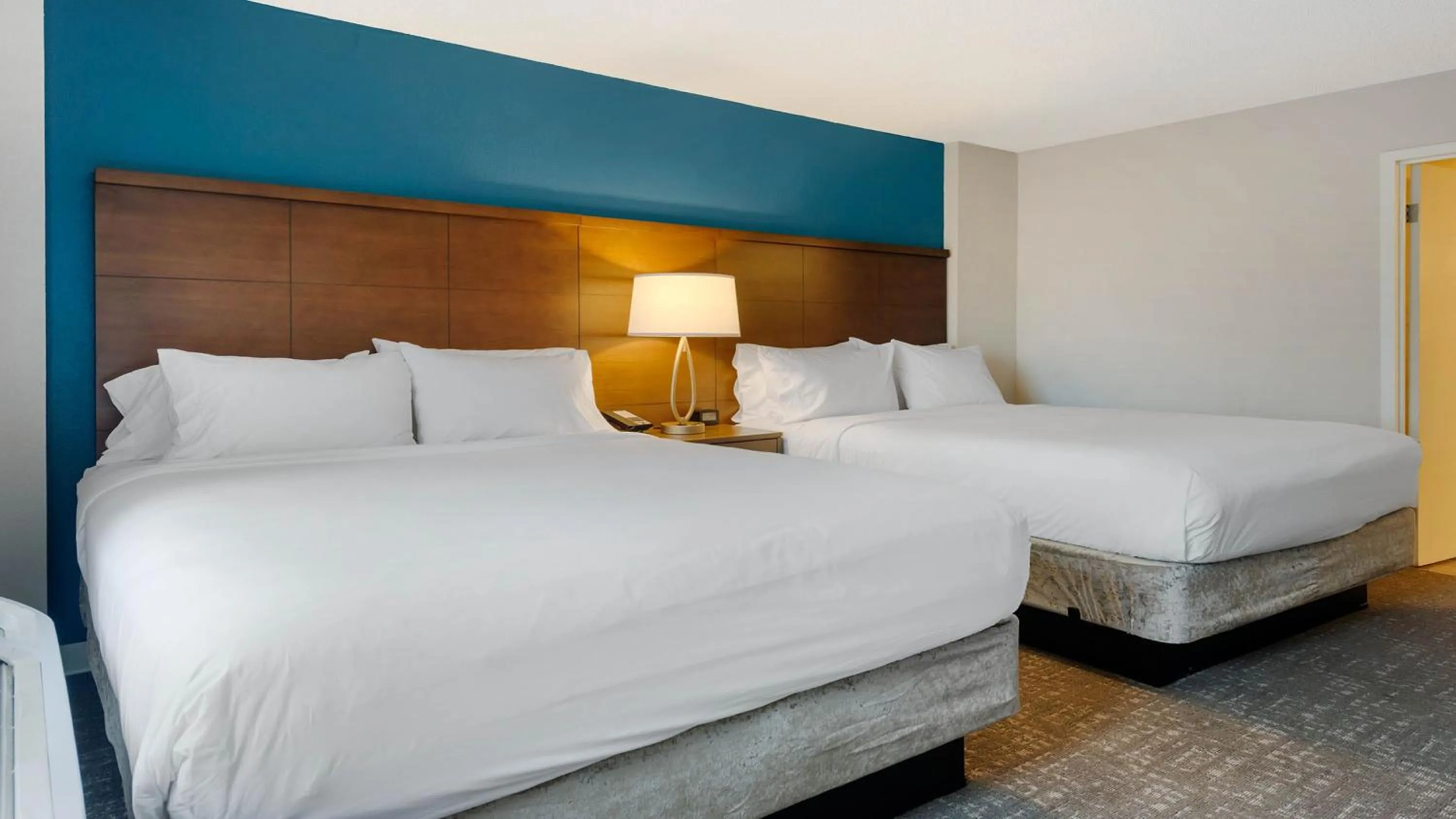 Bedroom, Bed in Staybridge Suites - Calgary Airport by IHG
